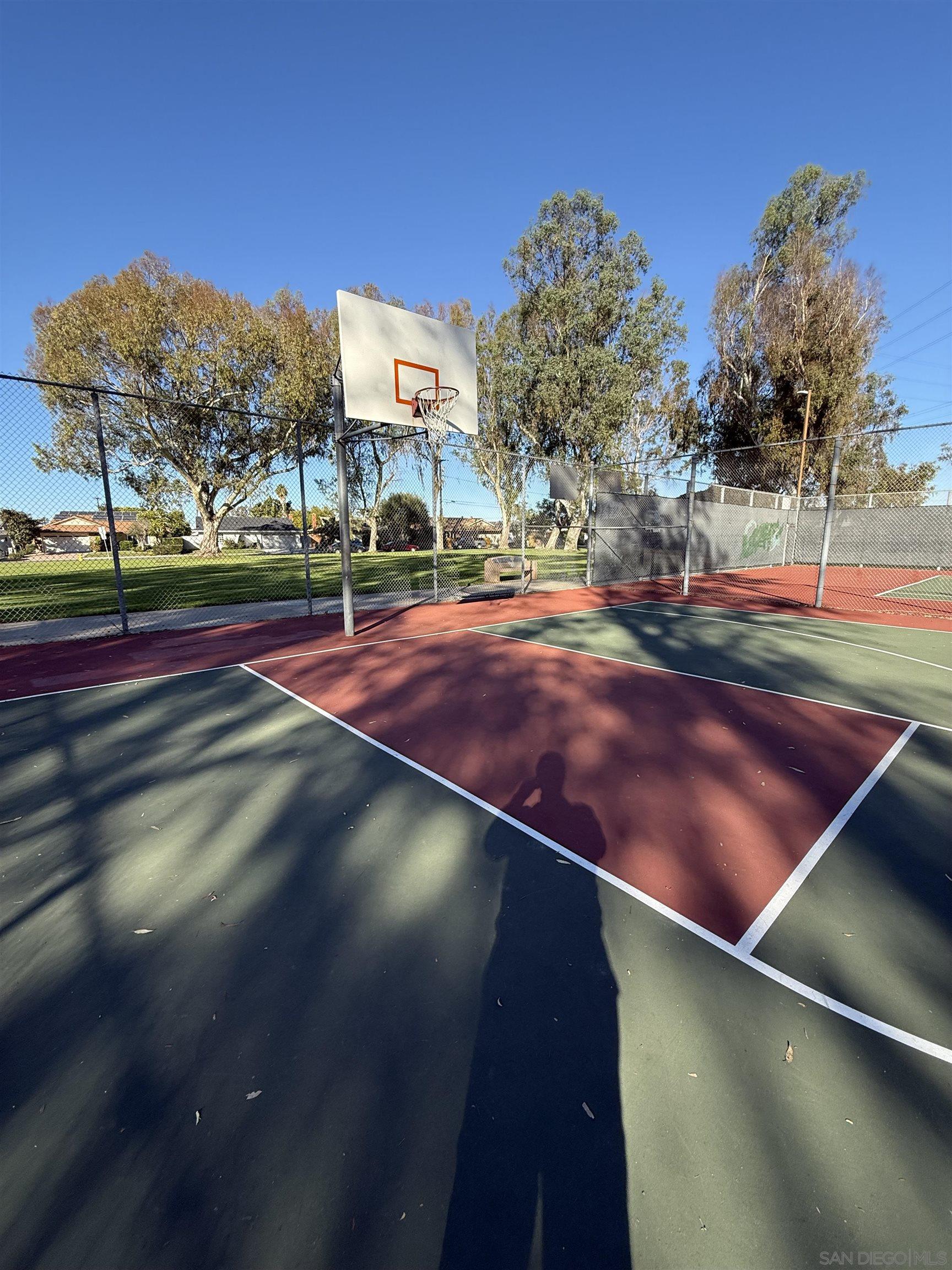 Detail Gallery Image 24 of 26 For 3412  Conrad Avenue, San Diego,  CA 92117 - 3 Beds | 2 Baths