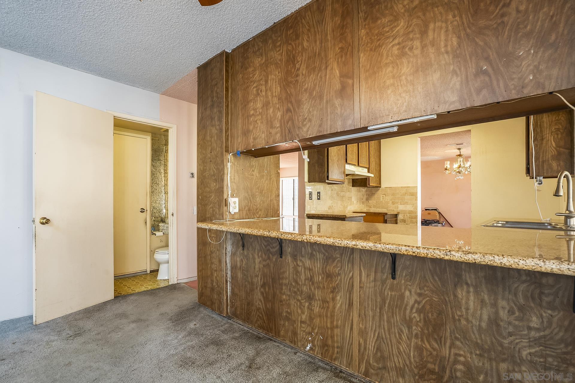 Detail Gallery Image 12 of 41 For 3446  Robb Roy Pl, San Diego,  CA 92154 - 5 Beds | 2/1 Baths