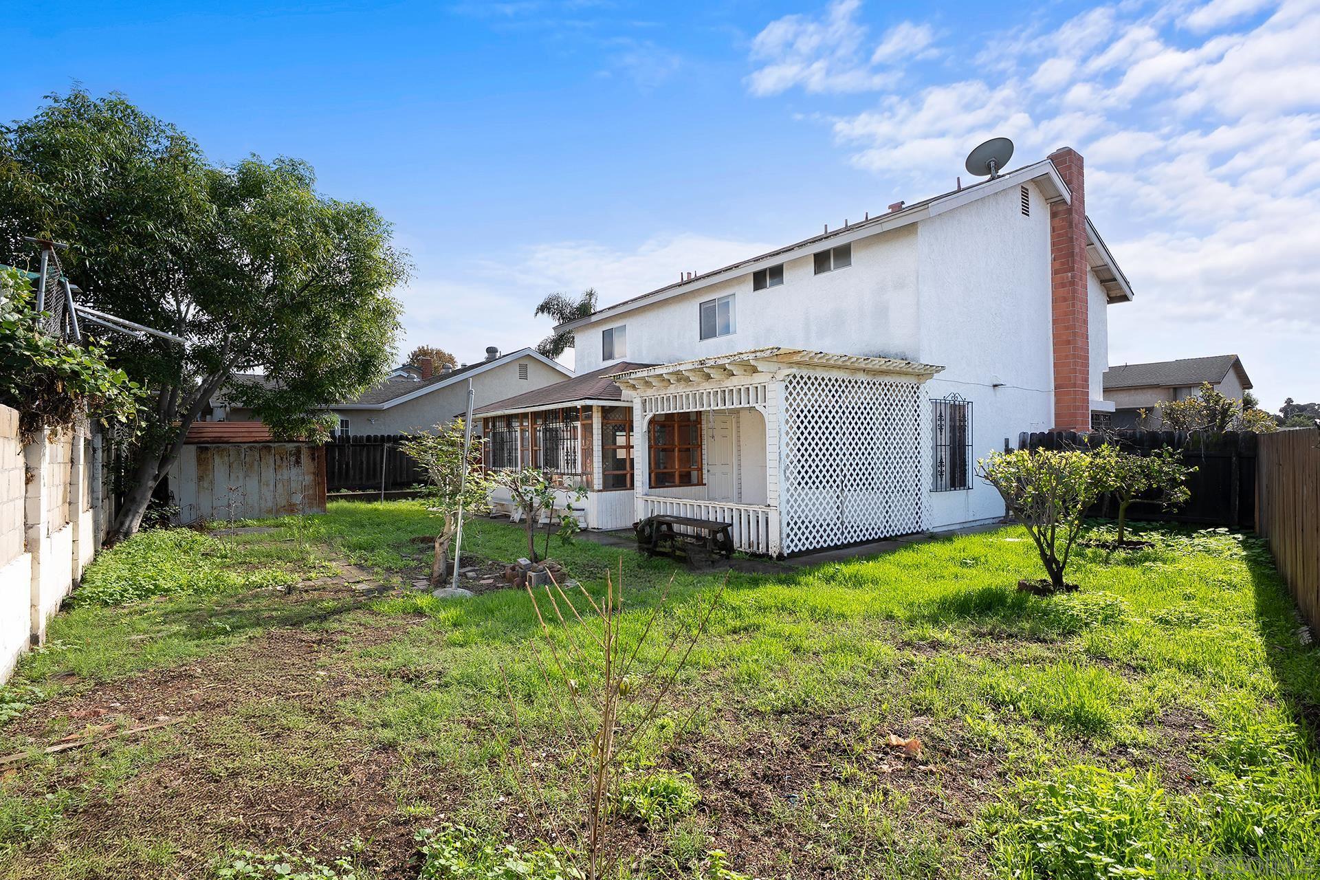 Detail Gallery Image 33 of 41 For 3446  Robb Roy Pl, San Diego,  CA 92154 - 5 Beds | 2/1 Baths