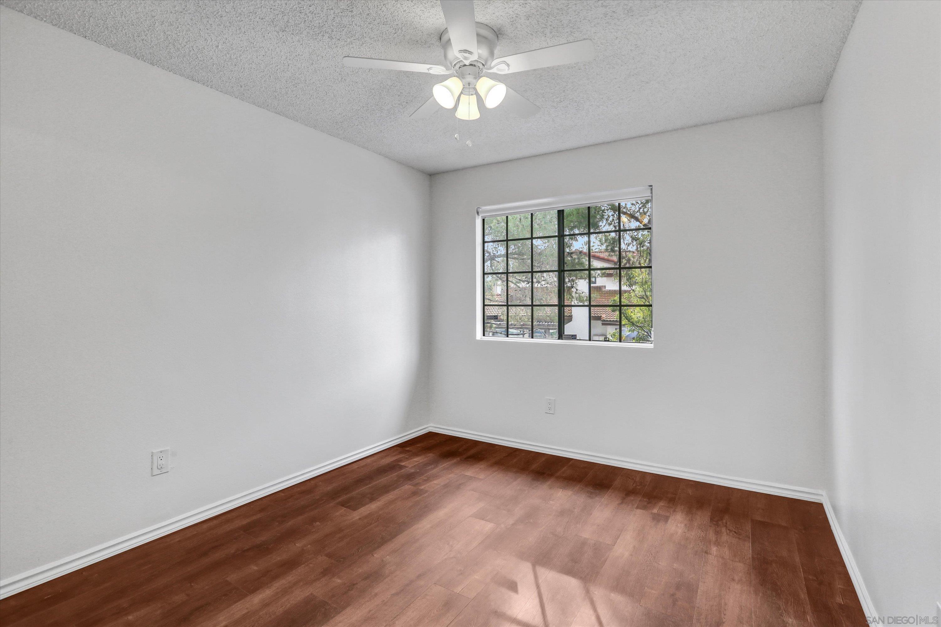 Detail Gallery Image 12 of 30 For 1567  Apache  a, Chula Vista,  CA 91910 - 3 Beds | 2/1 Baths