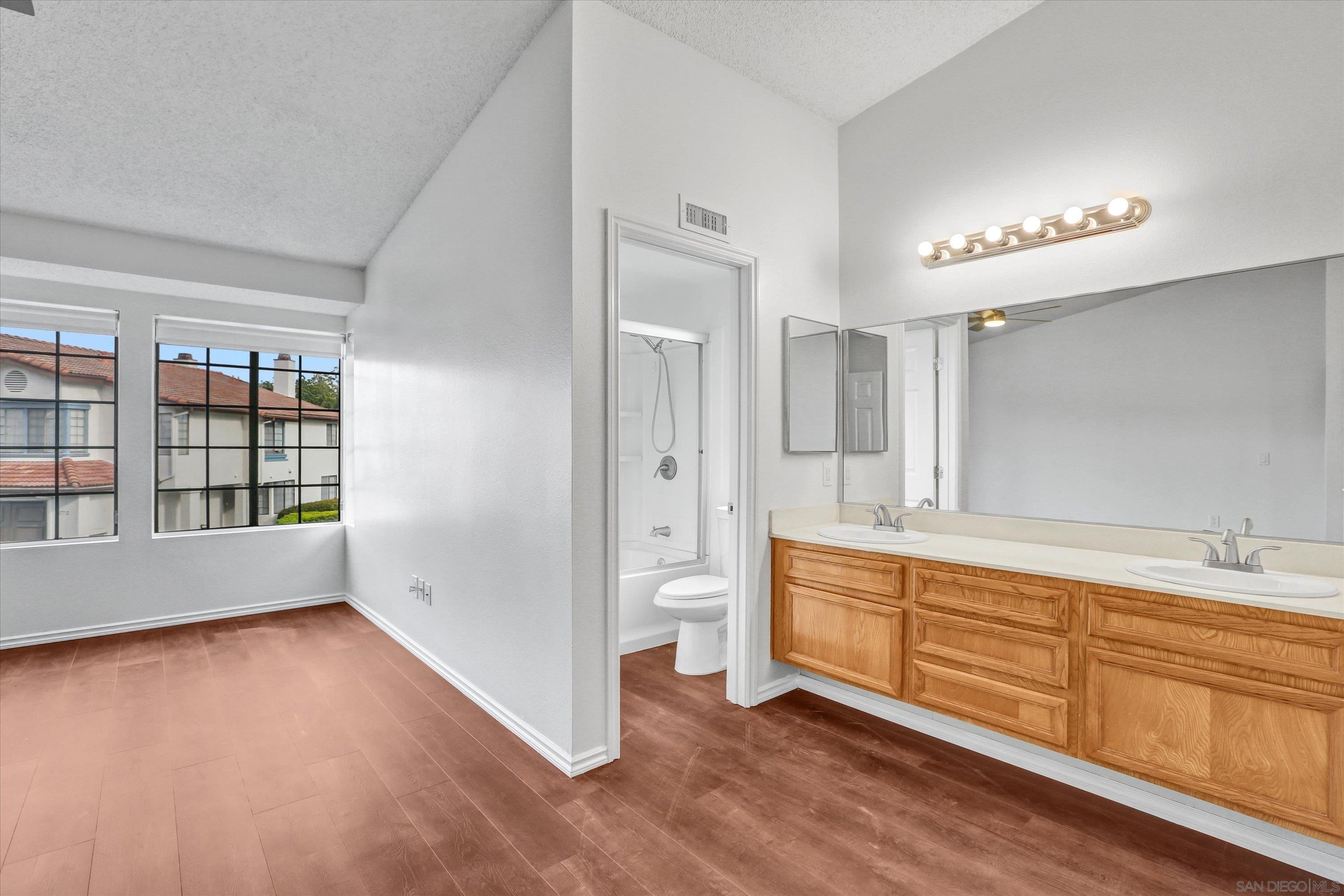 Detail Gallery Image 15 of 30 For 1567  Apache  a, Chula Vista,  CA 91910 - 3 Beds | 2/1 Baths