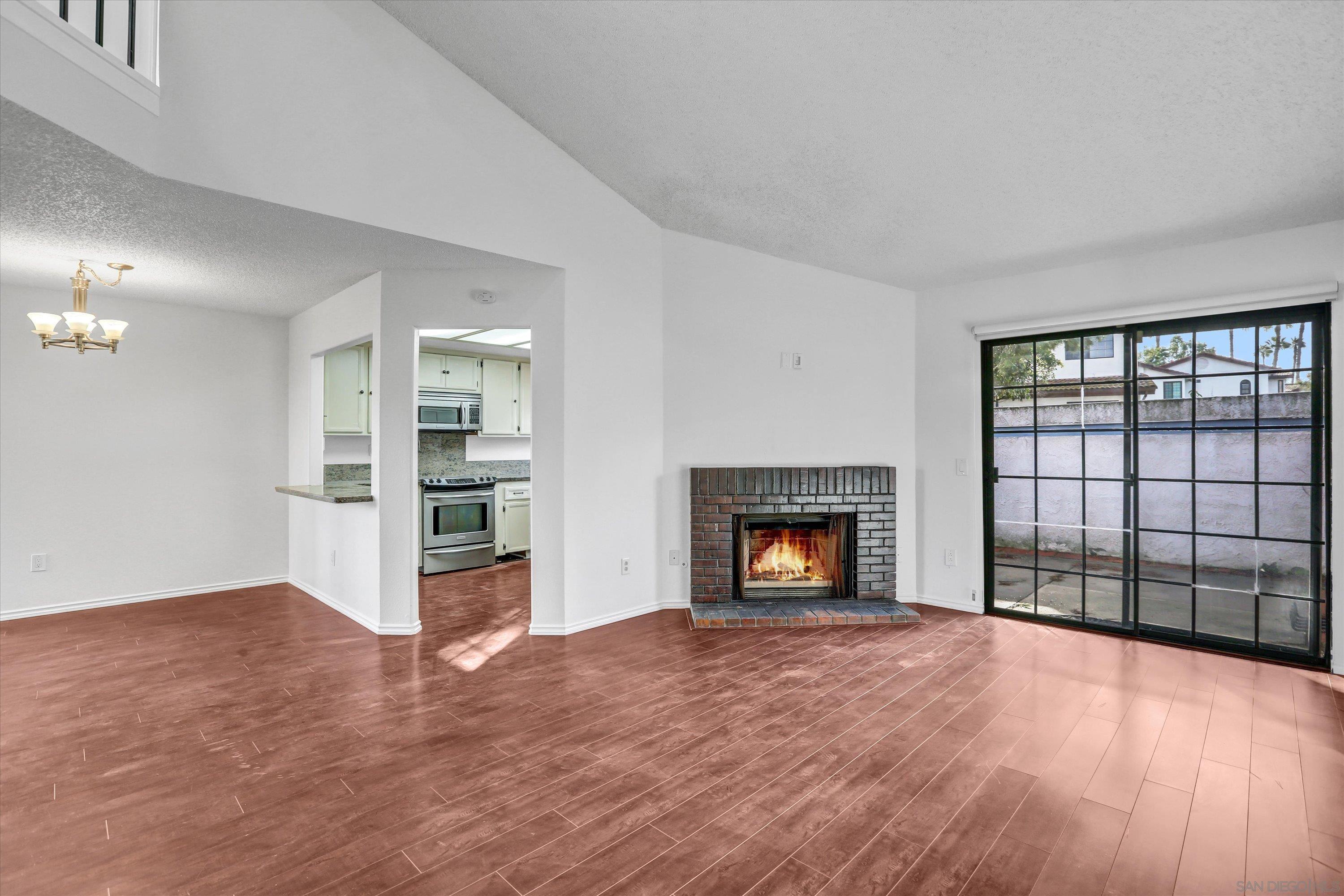 Detail Gallery Image 28 of 30 For 1567  Apache  a, Chula Vista,  CA 91910 - 3 Beds | 2/1 Baths