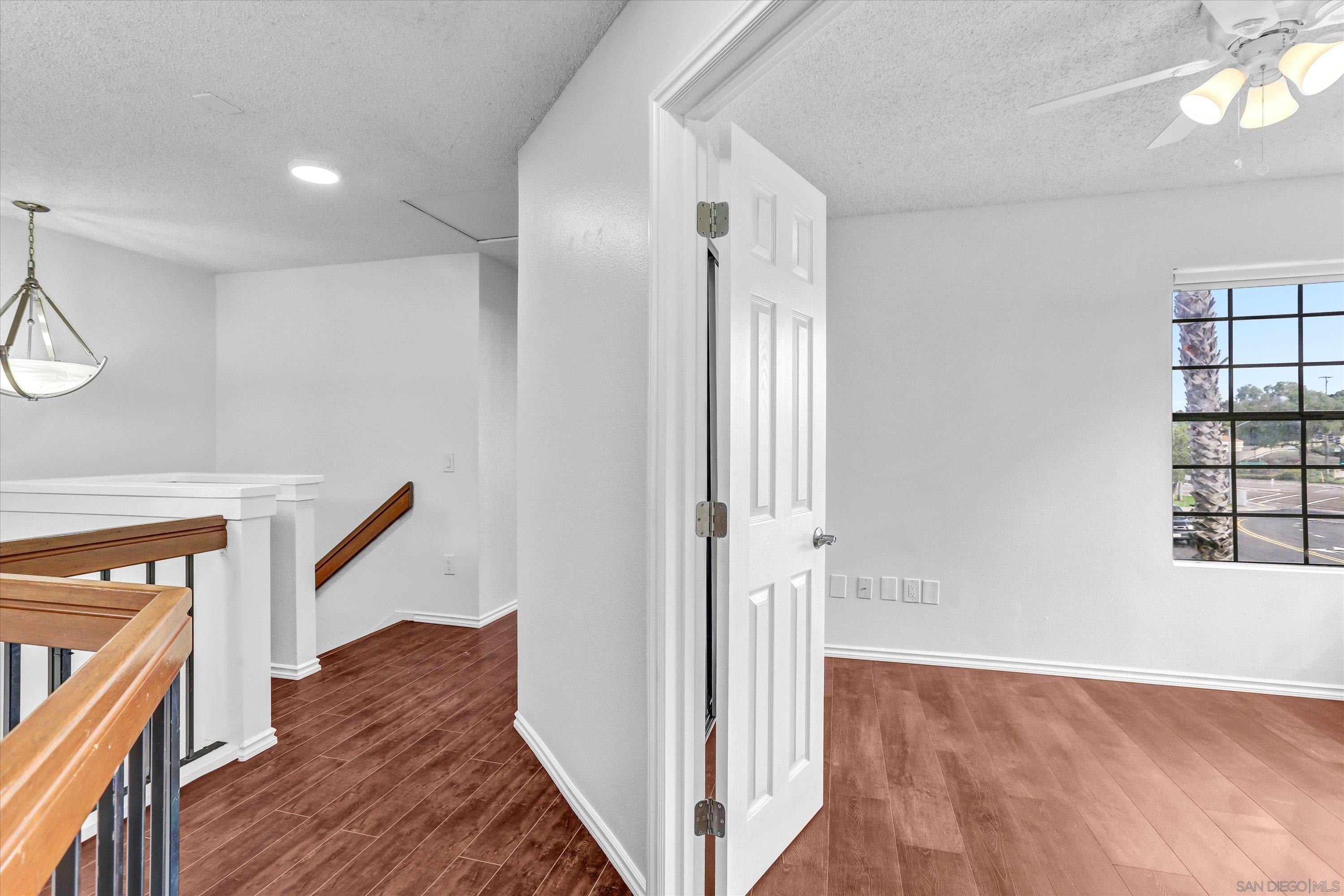 Detail Gallery Image 10 of 30 For 1567  Apache  a, Chula Vista,  CA 91910 - 3 Beds | 2/1 Baths