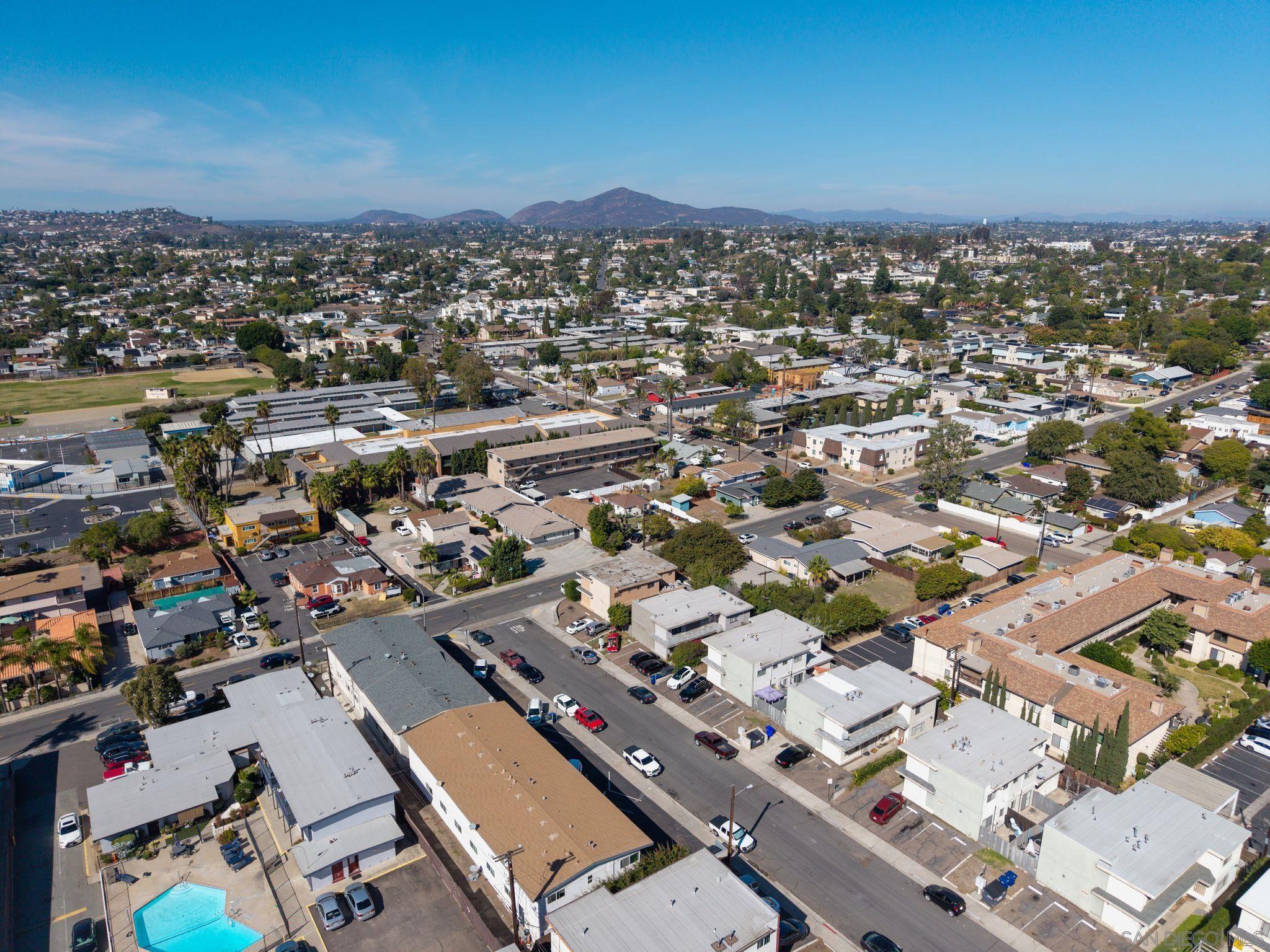 Detail Gallery Image 11 of 11 For 4280-84  Schoolridge Ln, La Mesa,  CA 91941 - – Beds | – Baths