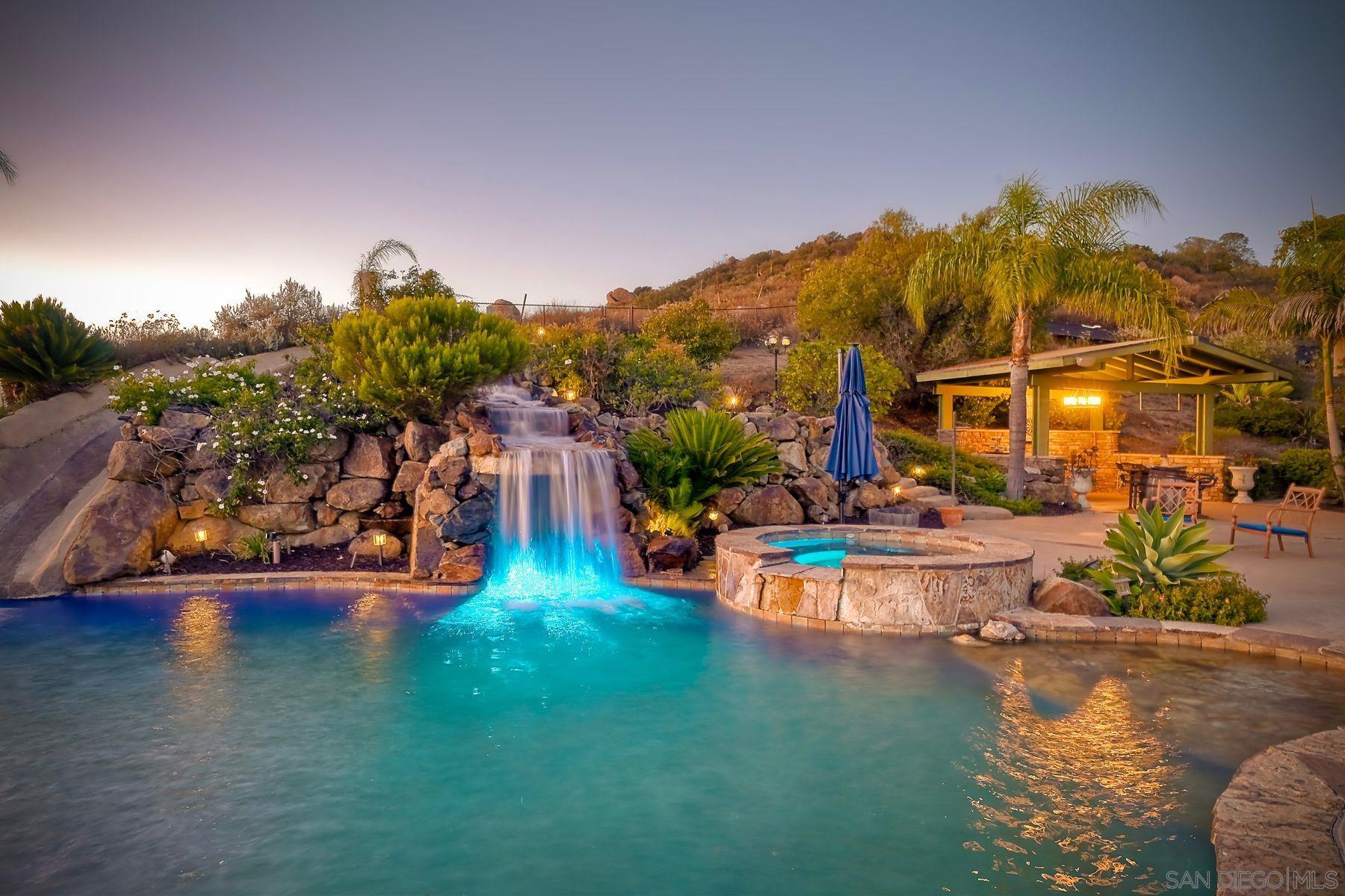 Front Image Thumbnail for SD2600354