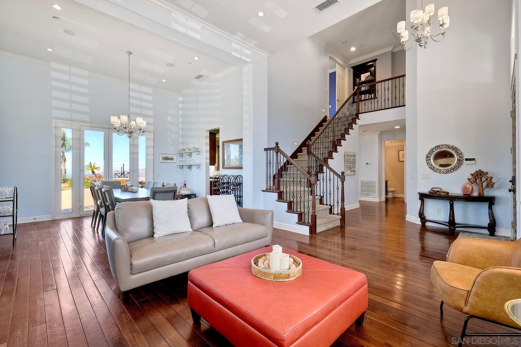 Detail Gallery Image 15 of 49 For 15068  Creek Hills Rd, El Cajon,  CA 92021 - 5 Beds | 4/1 Baths