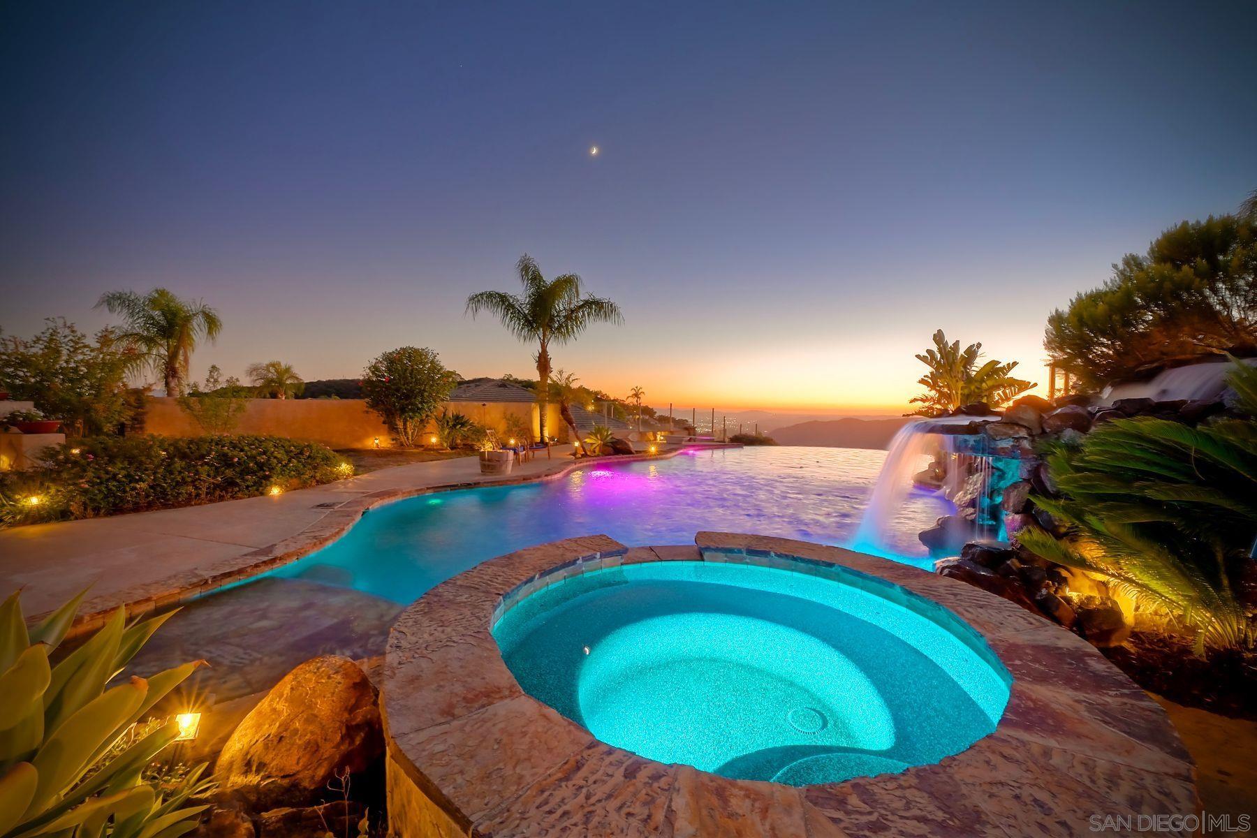 Detail Gallery Image 44 of 49 For 15068  Creek Hills Rd, El Cajon,  CA 92021 - 5 Beds | 4/1 Baths