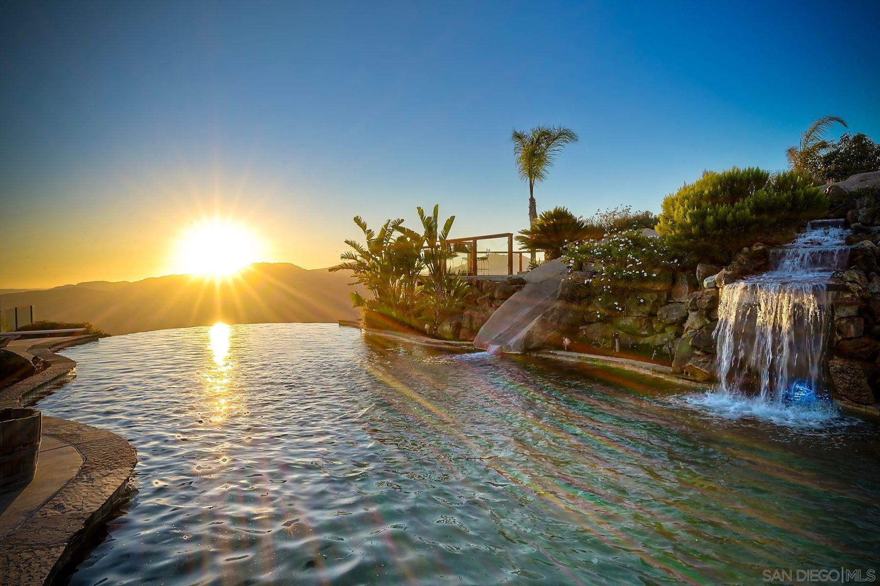 Detail Gallery Image 45 of 49 For 15068  Creek Hills Rd, El Cajon,  CA 92021 - 5 Beds | 4/1 Baths