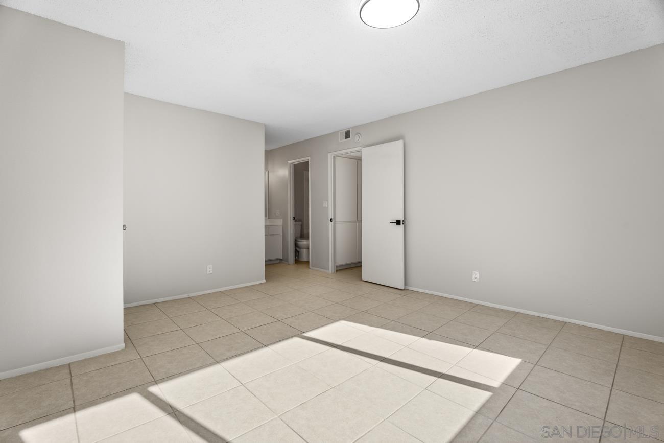 Detail Gallery Image 11 of 22 For 6775  Alvarado Rd  #10,  San Diego,  CA 92120 - 2 Beds | 2 Baths