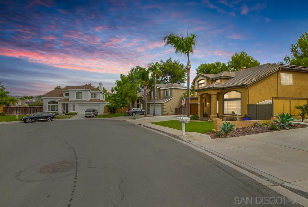 Detail Gallery Image 2 of 49 For 11975  Wilmington Rd, San Diego,  CA 92128 - 4 Beds | 2/1 Baths