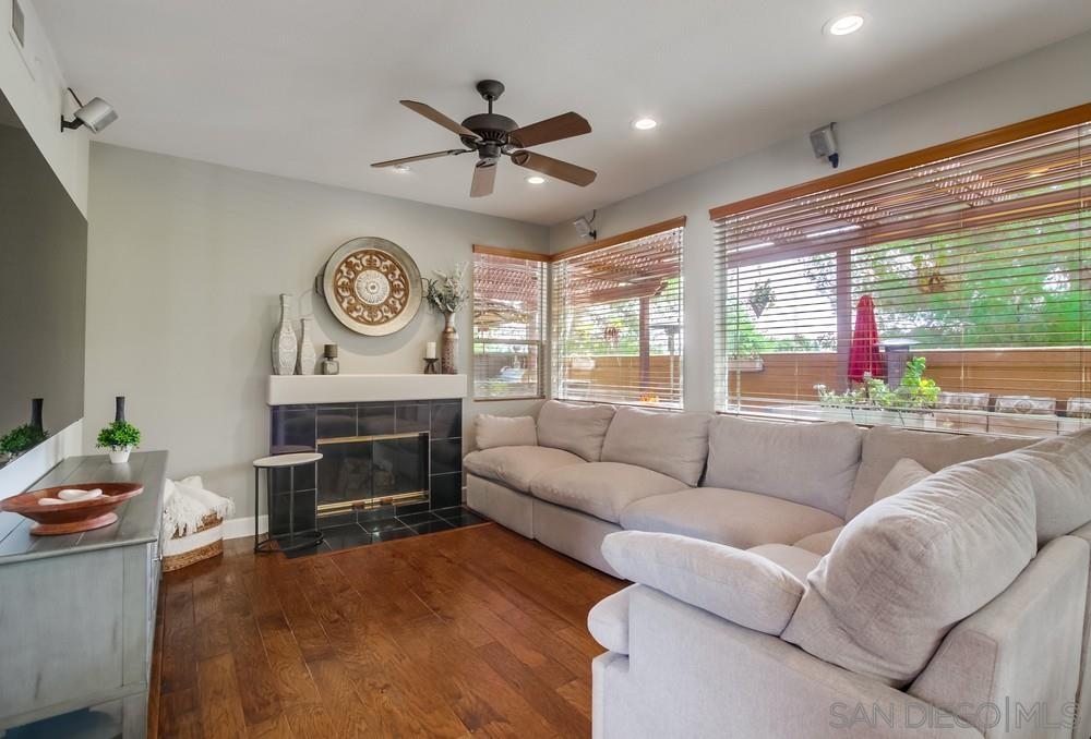 Detail Gallery Image 12 of 49 For 11975  Wilmington Rd, San Diego,  CA 92128 - 4 Beds | 2/1 Baths