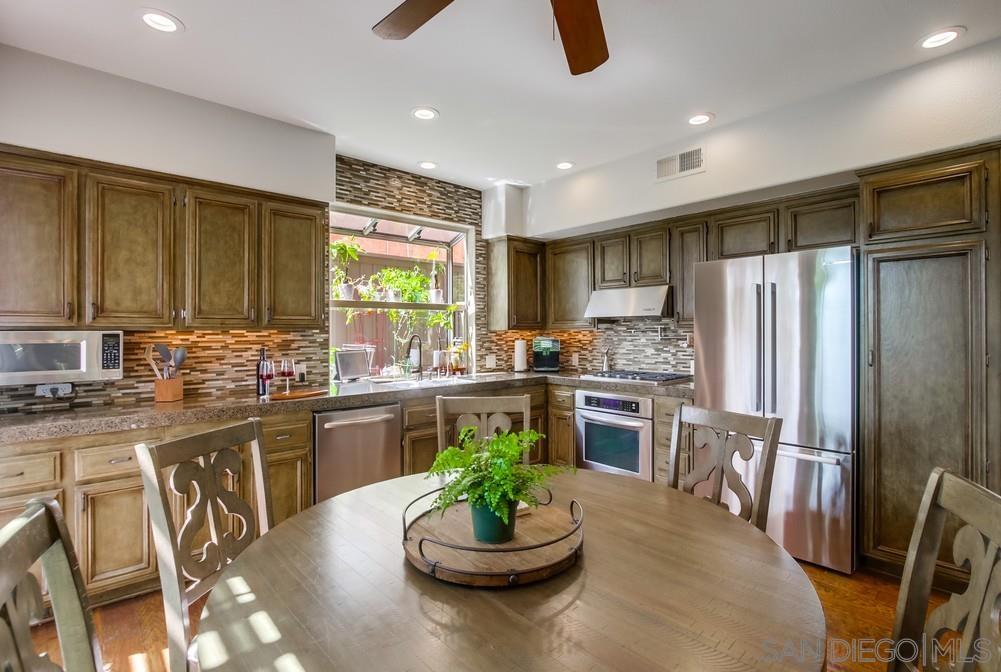 Detail Gallery Image 7 of 49 For 11975  Wilmington Rd, San Diego,  CA 92128 - 4 Beds | 2/1 Baths