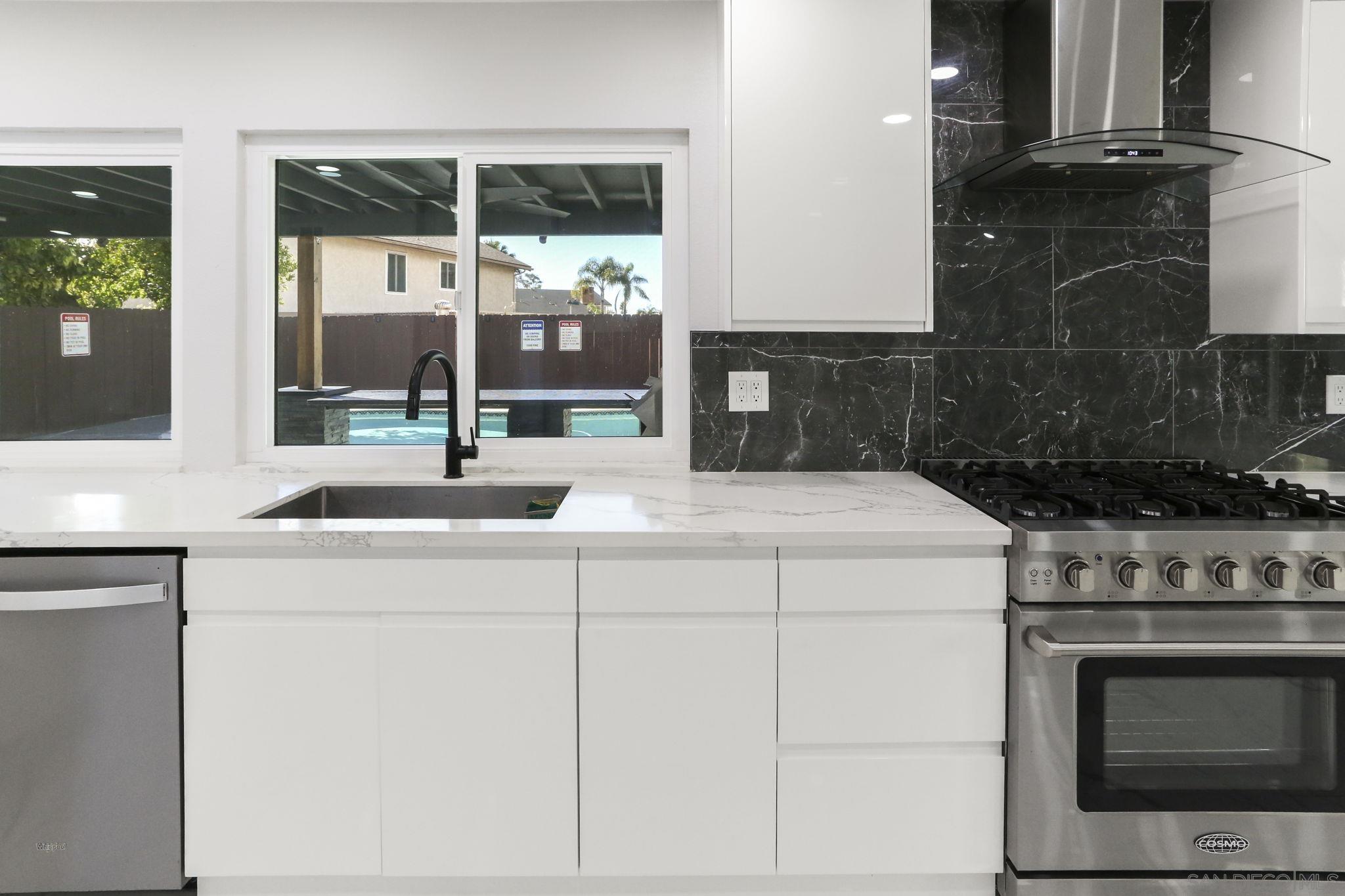 Detail Gallery Image 13 of 37 For 4826  Cannington Dr, San Diego,  CA 92117 - 4 Beds | 3 Baths