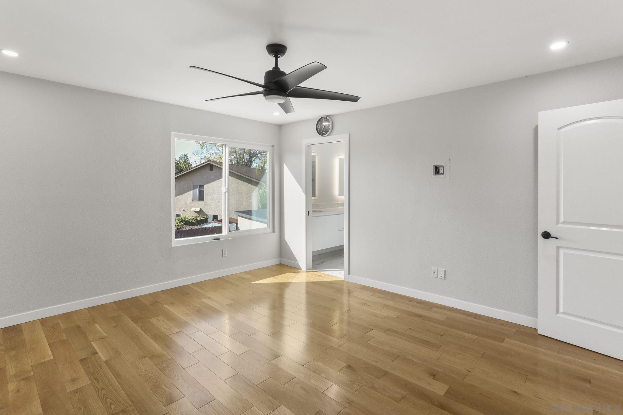 Detail Gallery Image 20 of 37 For 4826  Cannington Dr, San Diego,  CA 92117 - 4 Beds | 3 Baths