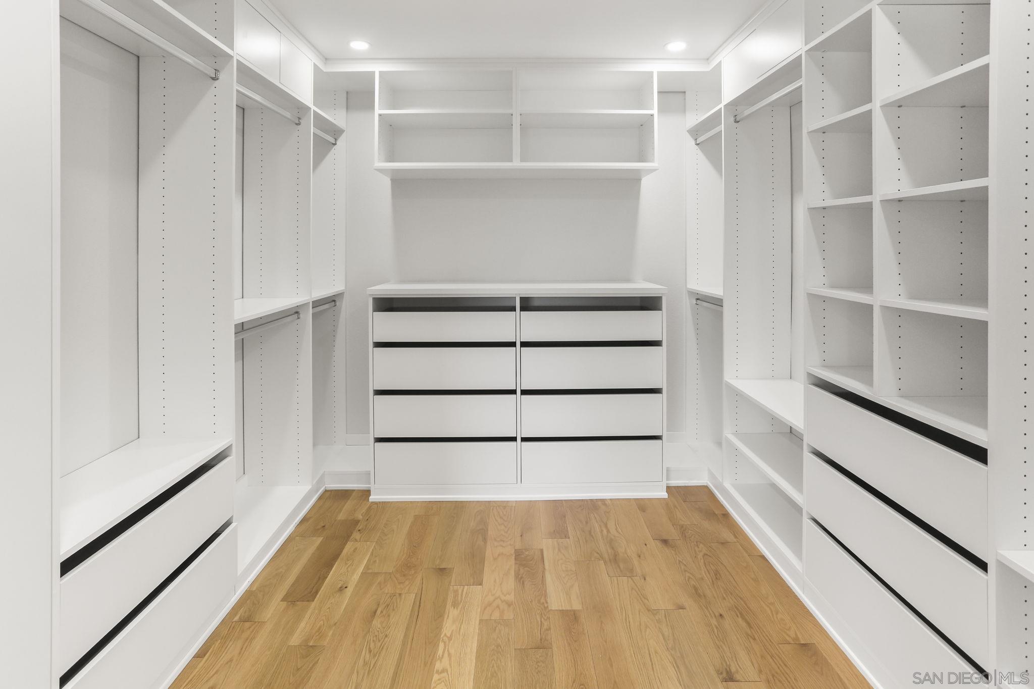 Detail Gallery Image 25 of 37 For 4826  Cannington Dr, San Diego,  CA 92117 - 4 Beds | 3 Baths