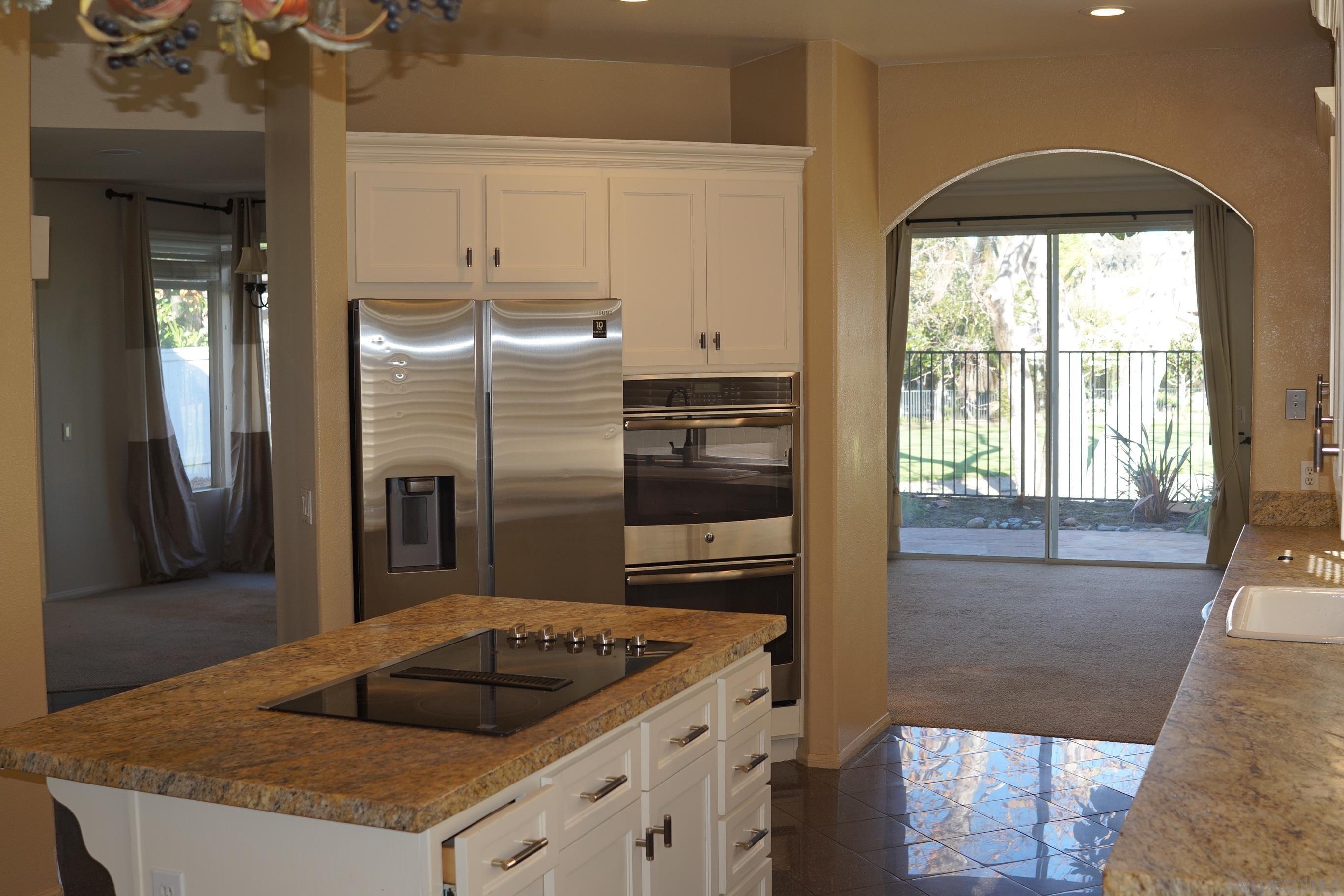 Detail Gallery Image 5 of 25 For 5146  Caminito Vista Lujo, San Diego,  CA 92130 - 4 Beds | 2/1 Baths