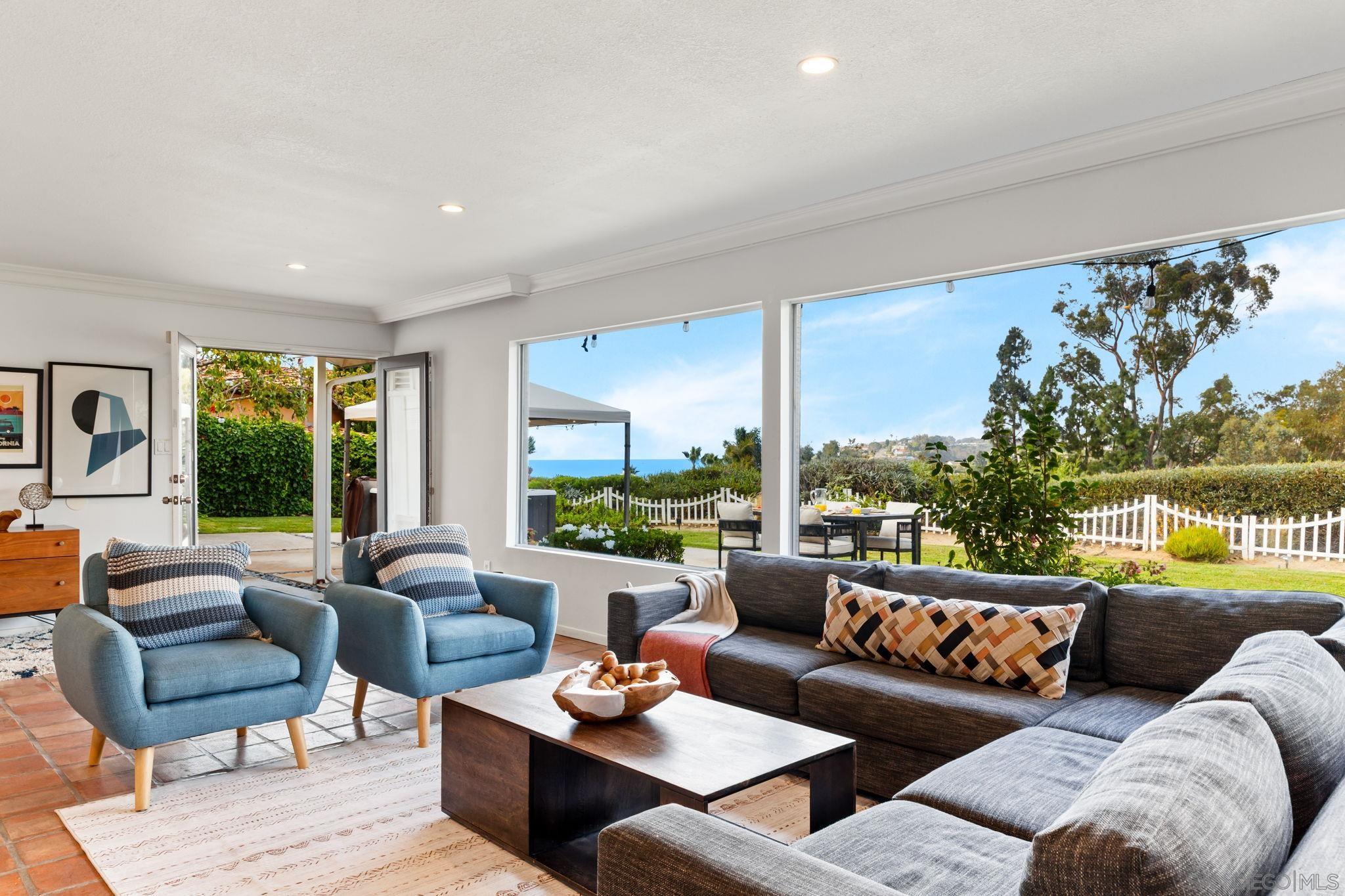 Front Image Thumbnail for SD2600366