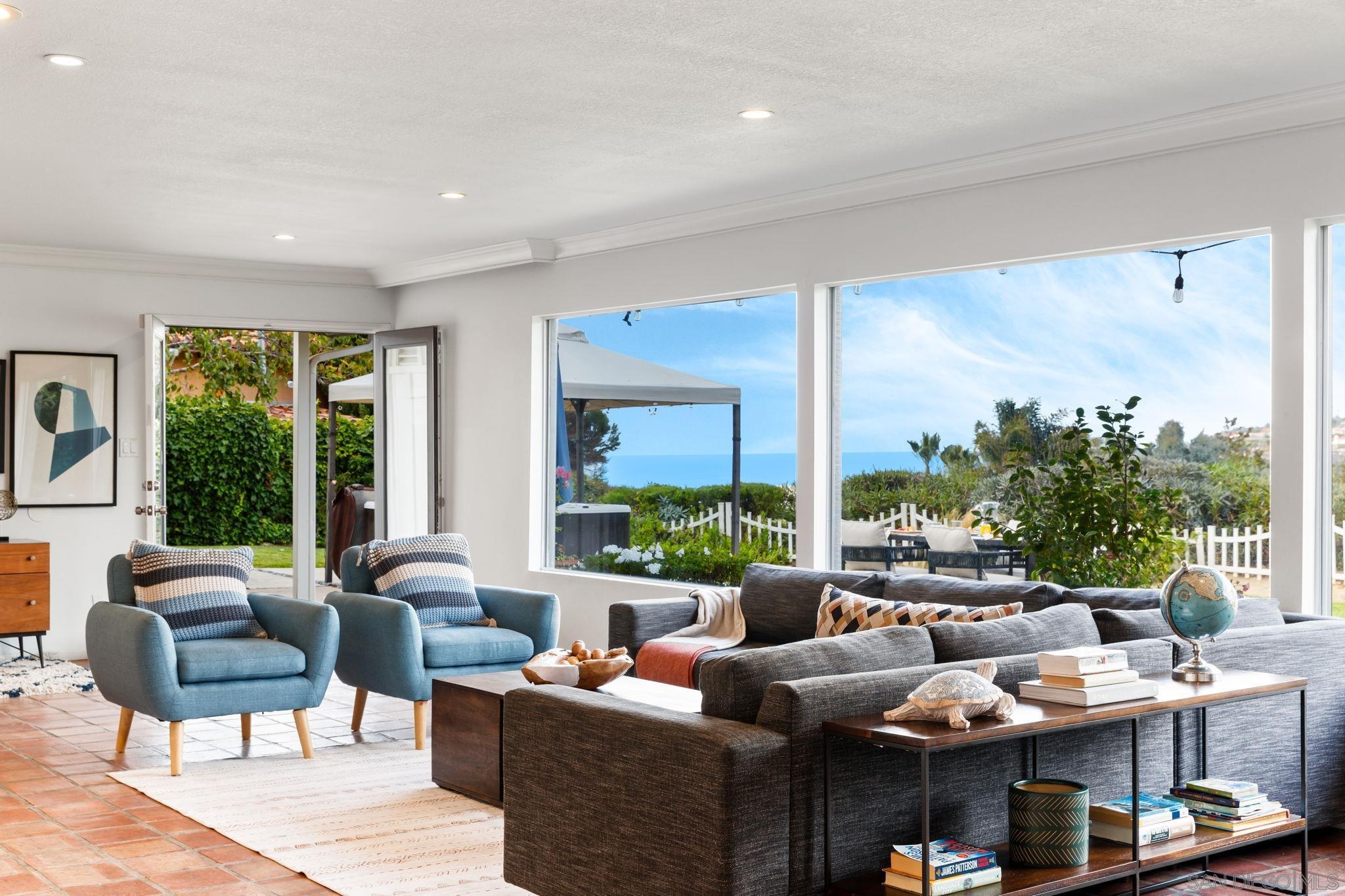 Detail Gallery Image 55 of 69 For 7806  via Capri, La Jolla,  CA 92037 - 4 Beds | 2/1 Baths