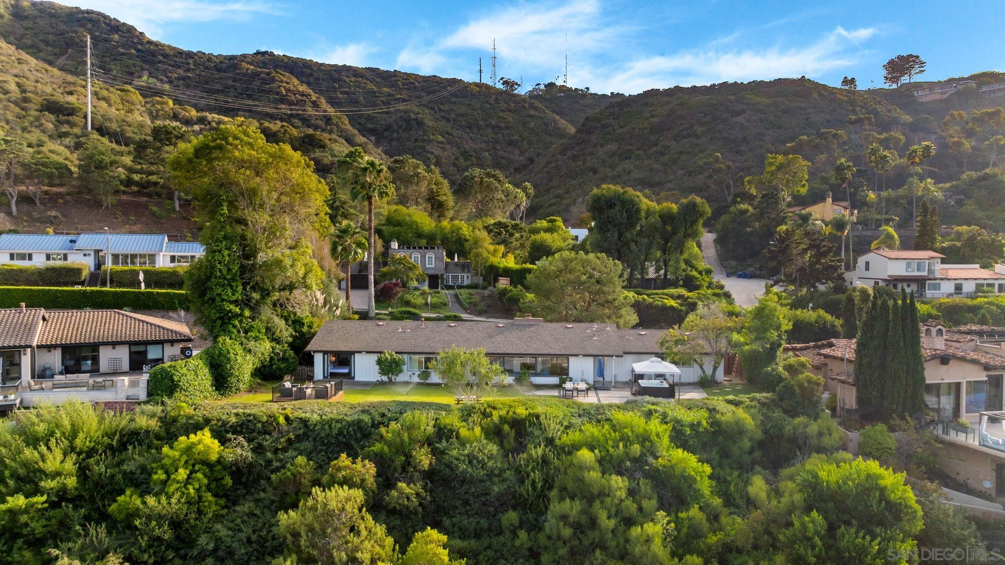 Detail Gallery Image 58 of 69 For 7806  via Capri, La Jolla,  CA 92037 - 4 Beds | 2/1 Baths