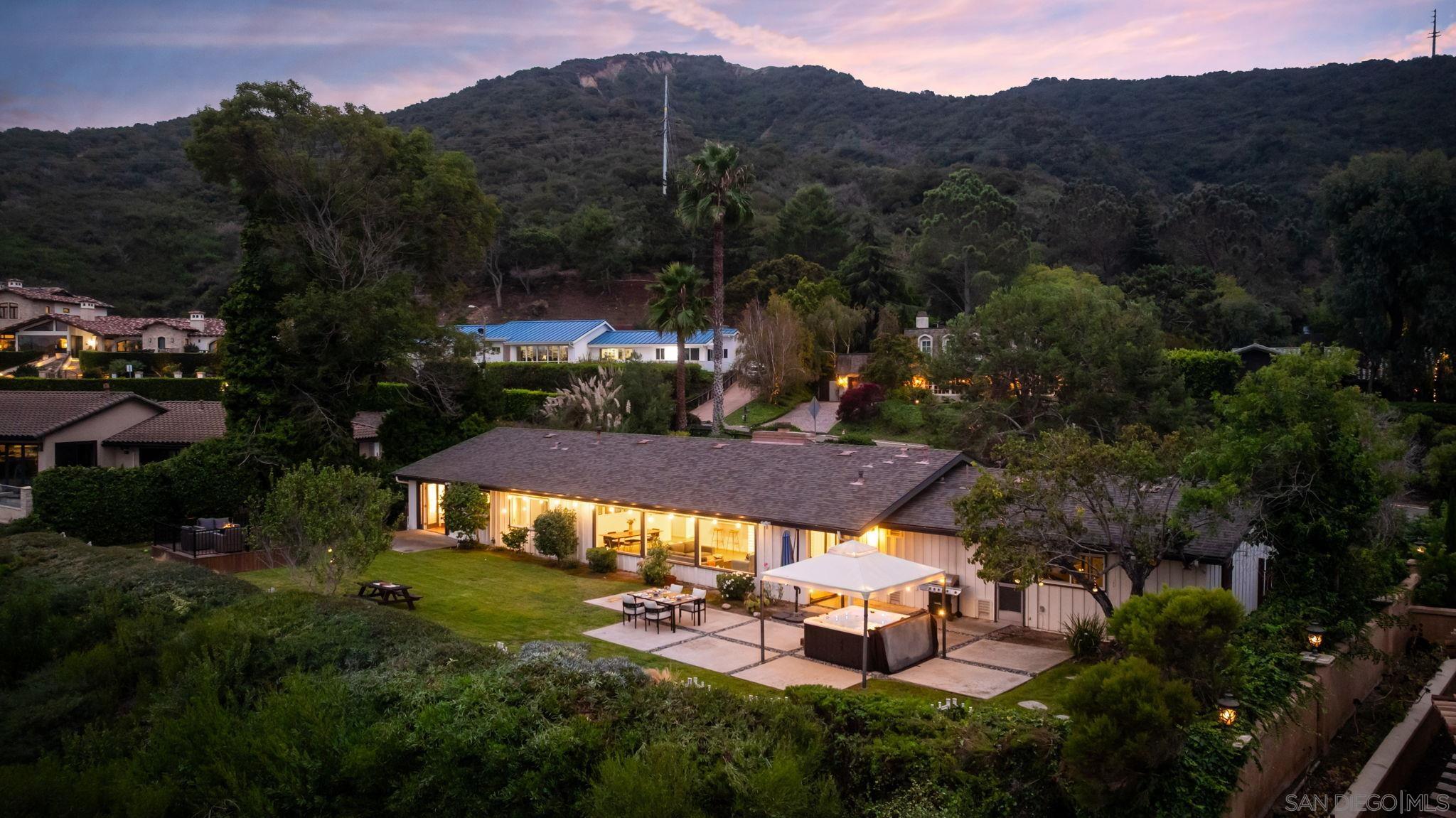 Detail Gallery Image 65 of 69 For 7806  via Capri, La Jolla,  CA 92037 - 4 Beds | 2/1 Baths