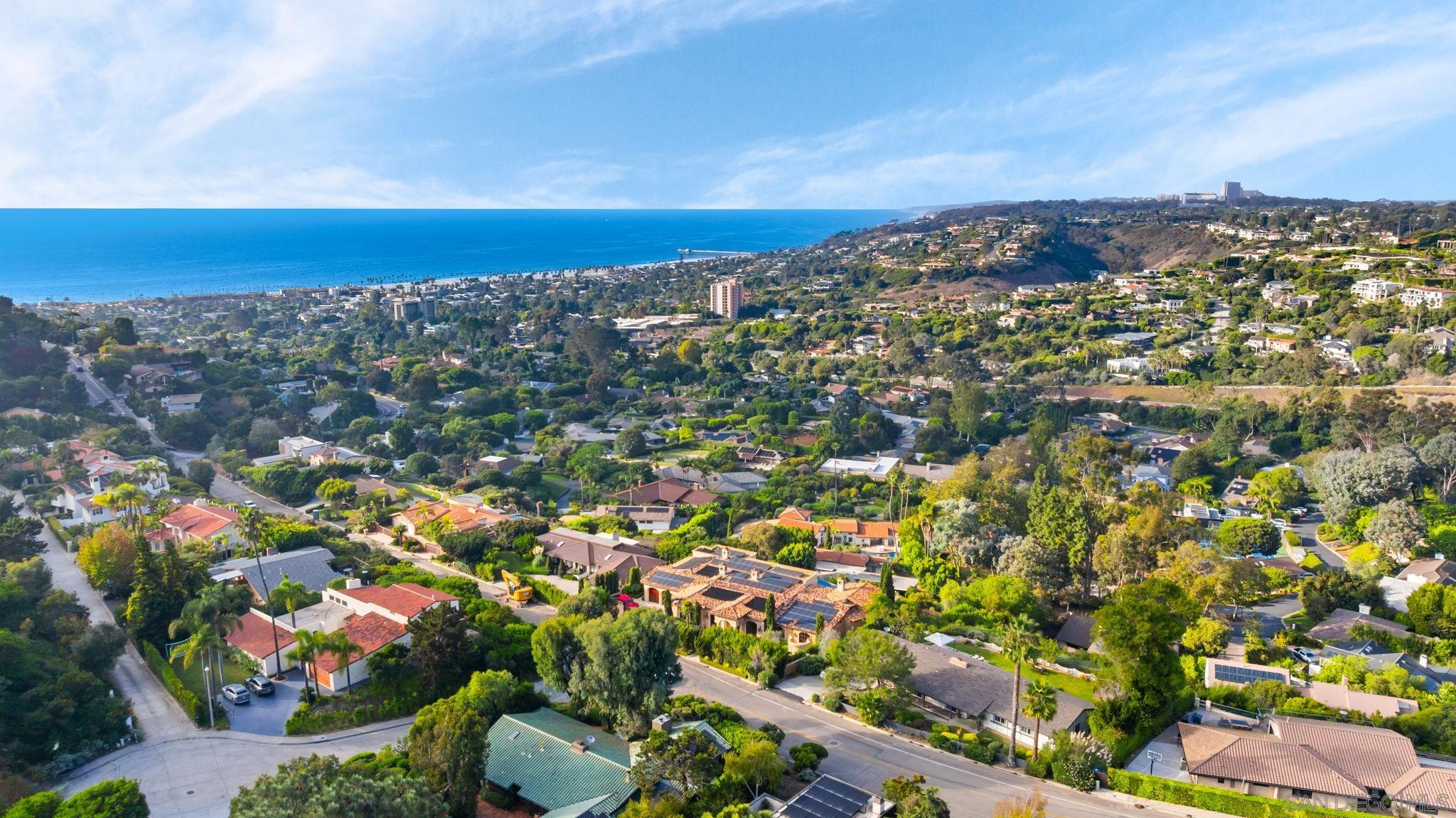 Detail Gallery Image 68 of 69 For 7806  via Capri, La Jolla,  CA 92037 - 4 Beds | 2/1 Baths