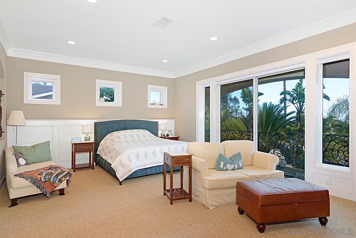 Detail Gallery Image 9 of 10 For 2498  Pinewood Street, Del Mar,  CA 92014 - 5 Beds | 4/1 Baths
