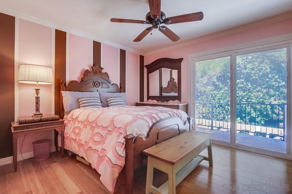 Detail Gallery Image 40 of 57 For 10616  Falcon Rim Pt, San Diego,  CA 92131 - 5 Beds | 2/1 Baths