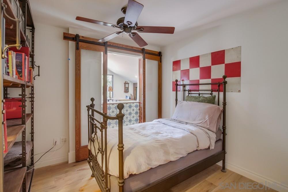 Detail Gallery Image 42 of 57 For 10616  Falcon Rim Pt, San Diego,  CA 92131 - 5 Beds | 2/1 Baths