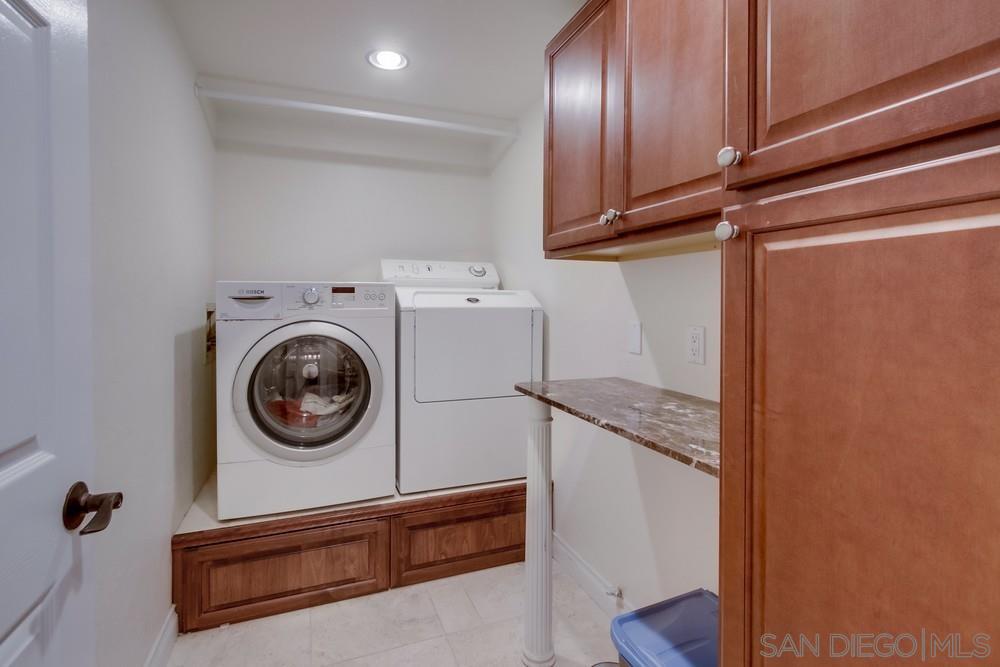 Detail Gallery Image 45 of 57 For 10616  Falcon Rim Pt, San Diego,  CA 92131 - 5 Beds | 2/1 Baths