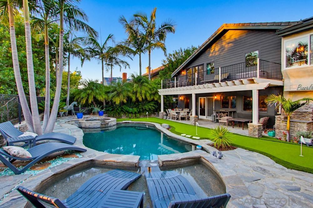 Detail Gallery Image 49 of 57 For 10616  Falcon Rim Pt, San Diego,  CA 92131 - 5 Beds | 2/1 Baths