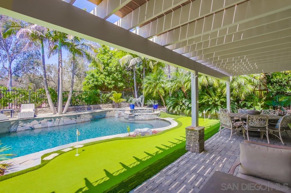 Detail Gallery Image 51 of 57 For 10616  Falcon Rim Pt, San Diego,  CA 92131 - 5 Beds | 2/1 Baths