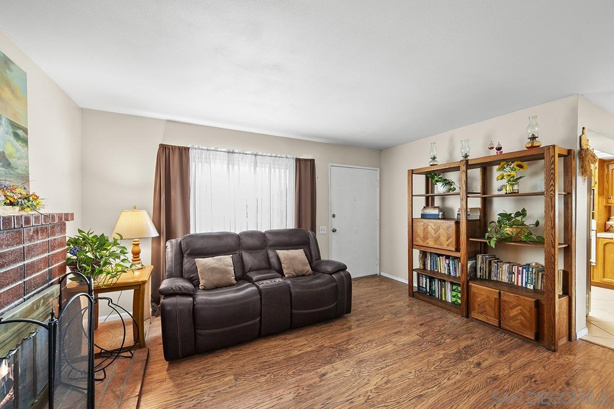 Detail Gallery Image 6 of 53 For 9948  Kincaid St, Santee,  CA 92071 - 3 Beds | 2 Baths