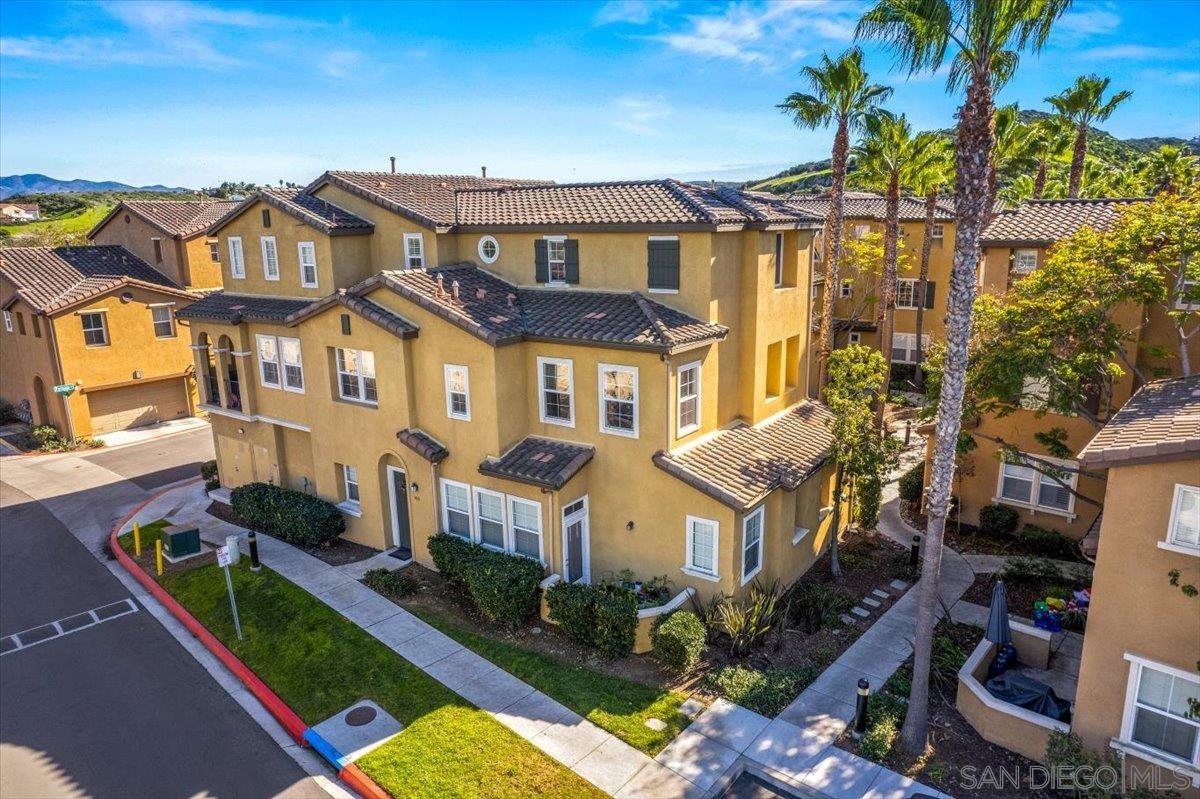 Detail Gallery Image 18 of 34 For 702  Portside Place, San Diego,  CA 92154 - 2 Beds | 2 Baths