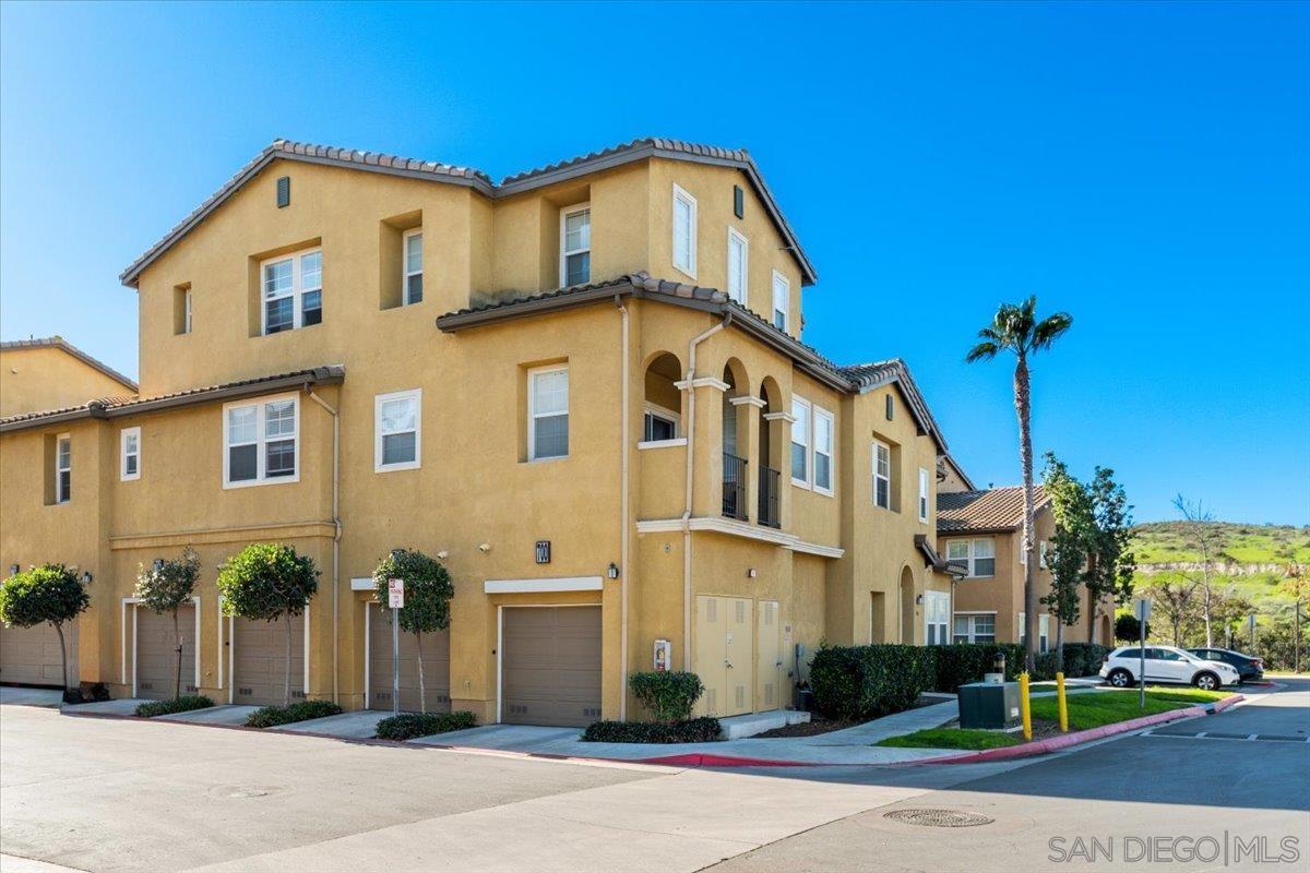 Detail Gallery Image 19 of 34 For 702  Portside Place, San Diego,  CA 92154 - 2 Beds | 2 Baths