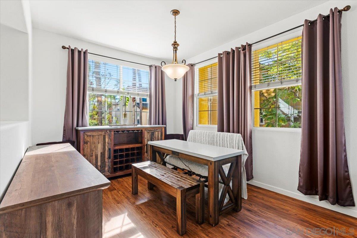 Detail Gallery Image 3 of 34 For 702  Portside Place, San Diego,  CA 92154 - 2 Beds | 2 Baths