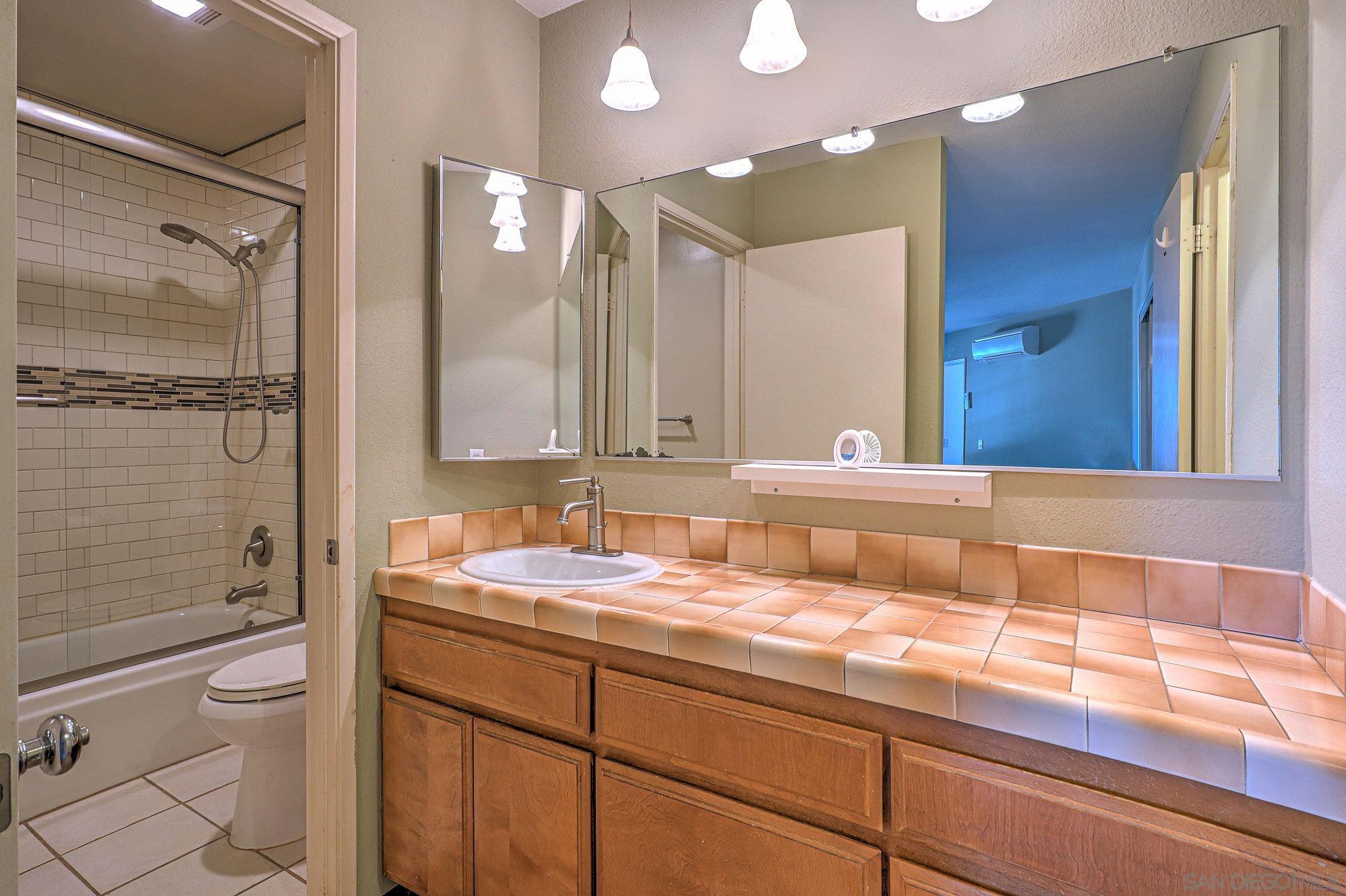 Detail Gallery Image 19 of 30 For 1169  23rd St, San Diego,  CA 92102 - 2 Beds | 2/1 Baths