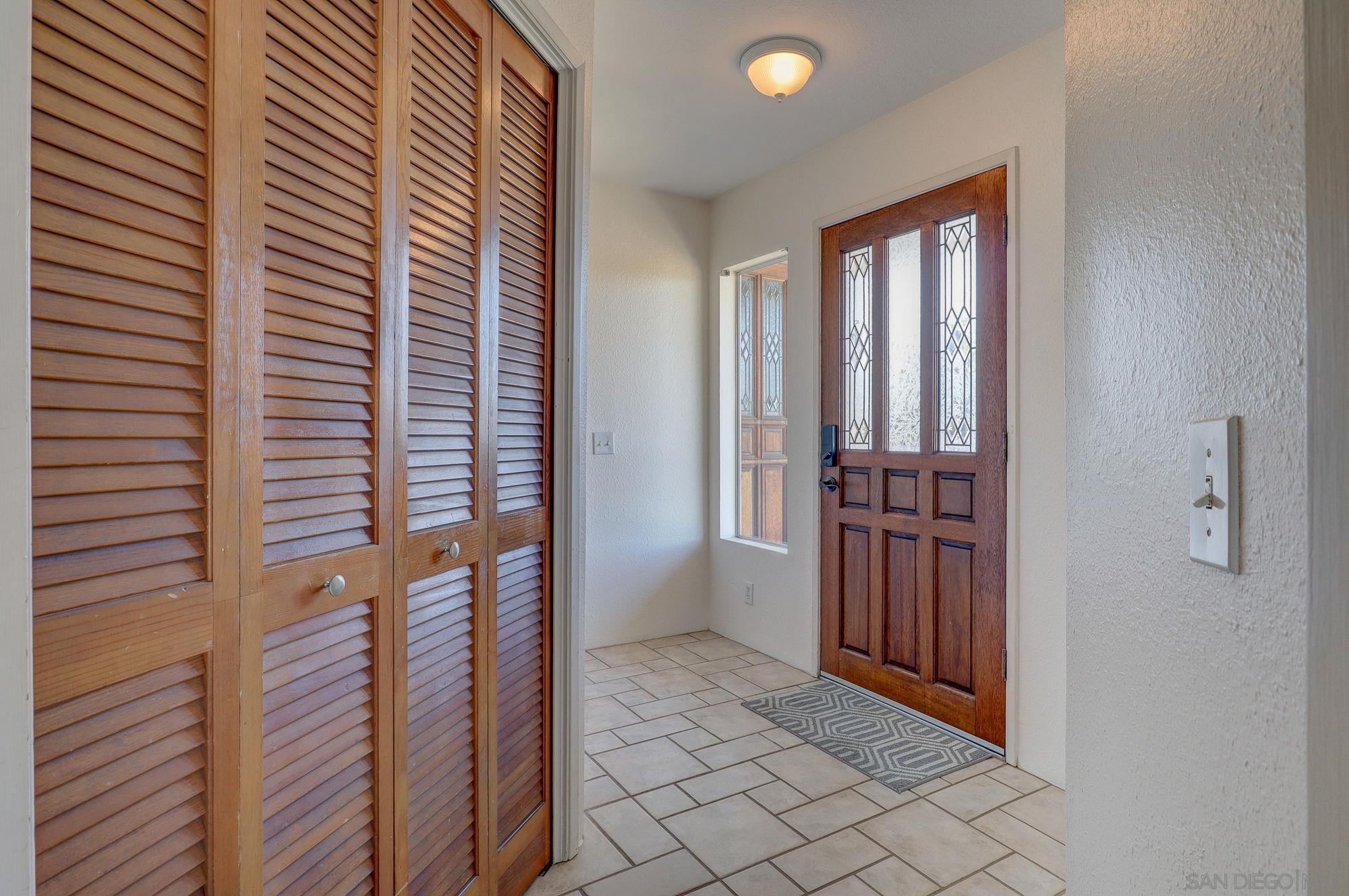 Detail Gallery Image 4 of 30 For 1169  23rd St, San Diego,  CA 92102 - 2 Beds | 2/1 Baths