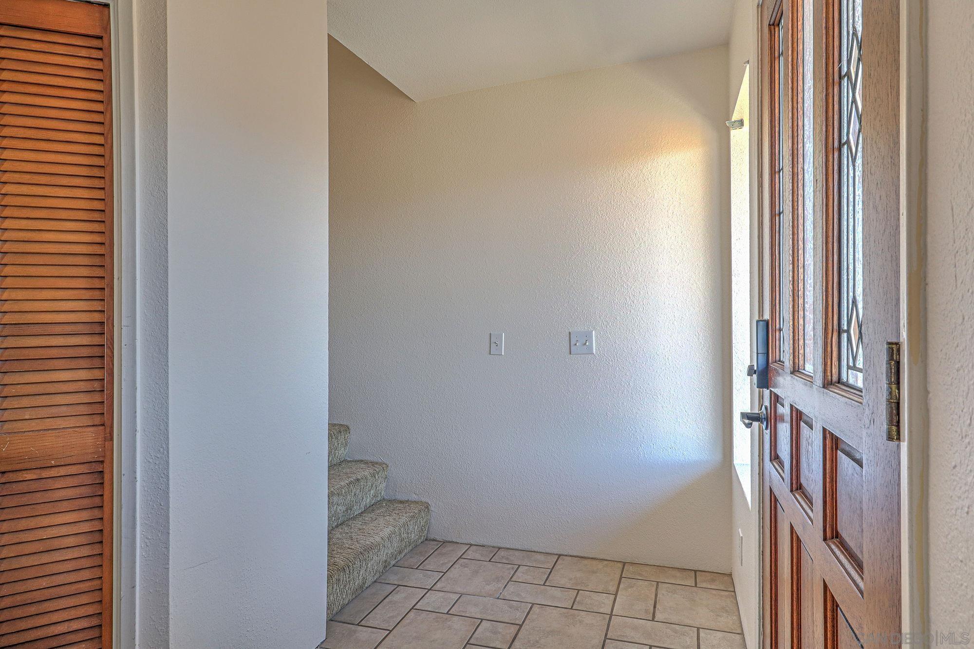 Detail Gallery Image 5 of 30 For 1169  23rd St, San Diego,  CA 92102 - 2 Beds | 2/1 Baths