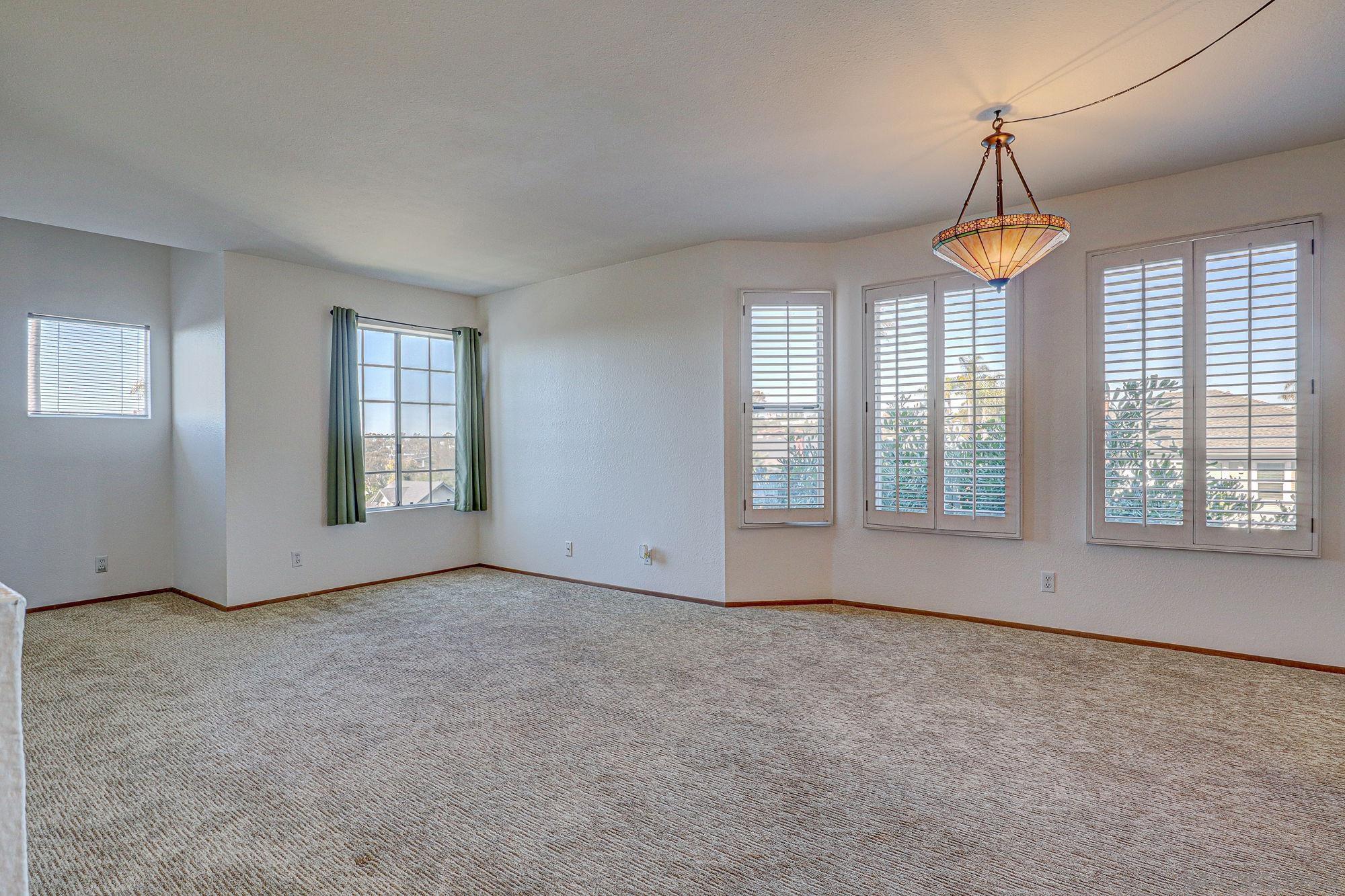 Detail Gallery Image 8 of 30 For 1169  23rd St, San Diego,  CA 92102 - 2 Beds | 2/1 Baths