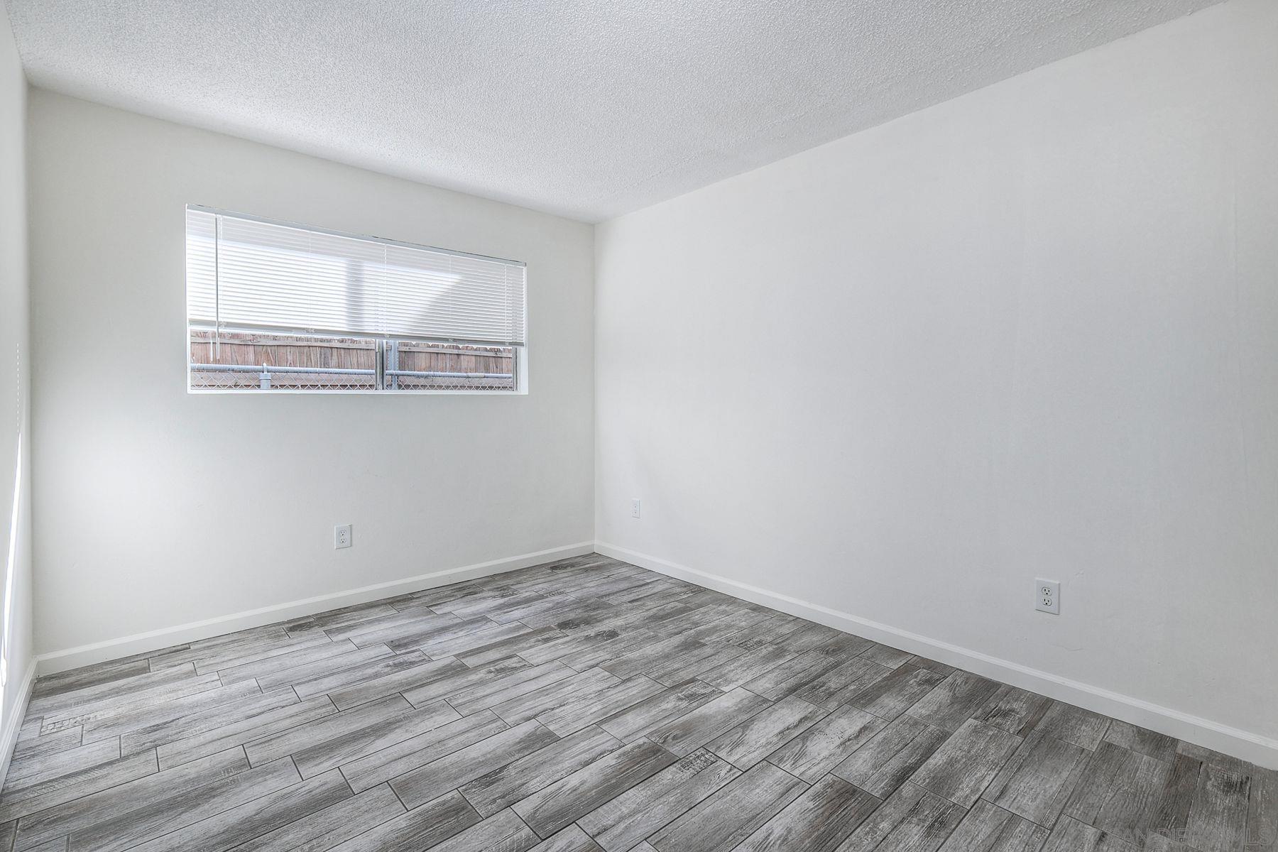 Detail Gallery Image 12 of 37 For 5436-4  Imperial Ave, San Diego,  CA 92114 - – Beds | – Baths