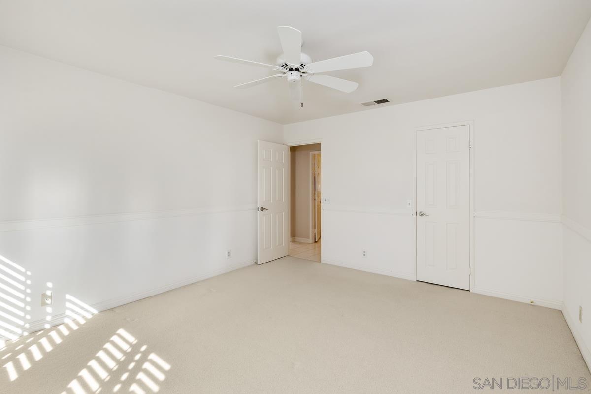 Detail Gallery Image 18 of 30 For 18018  Calle Estepona, San Diego,  CA 92128 - 2 Beds | 2 Baths