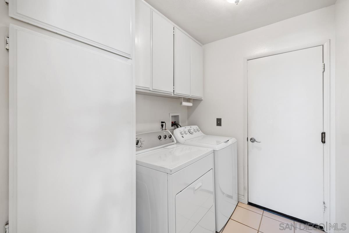 Detail Gallery Image 20 of 30 For 18018  Calle Estepona, San Diego,  CA 92128 - 2 Beds | 2 Baths