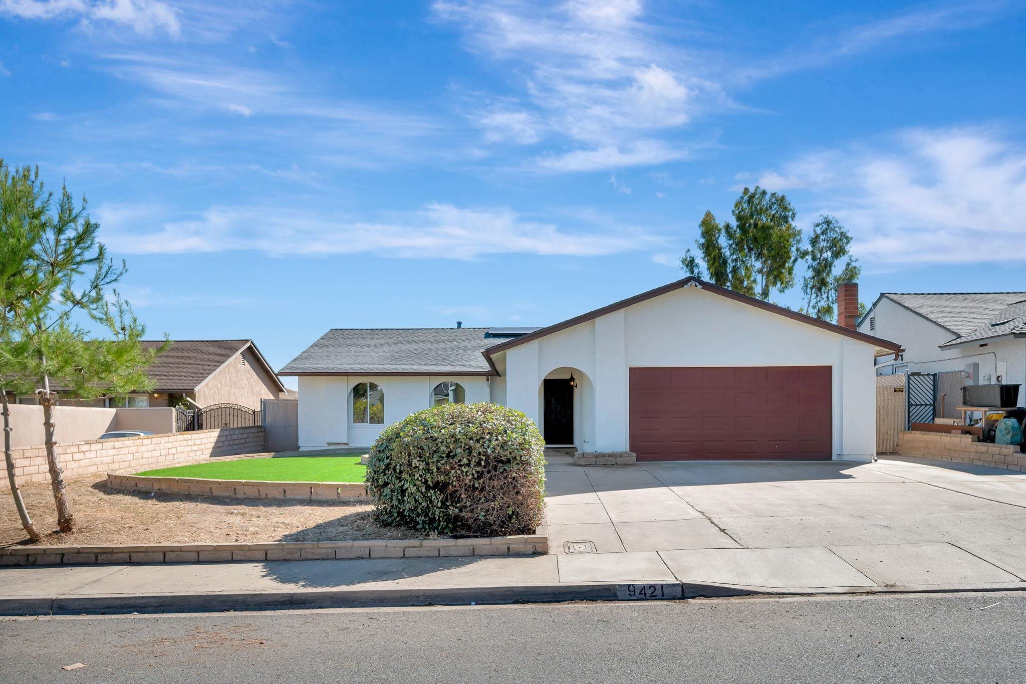 Detail Gallery Image 2 of 47 For 9421  Avenida Acero, Spring Valley,  CA 91977 - 4 Beds | 2 Baths