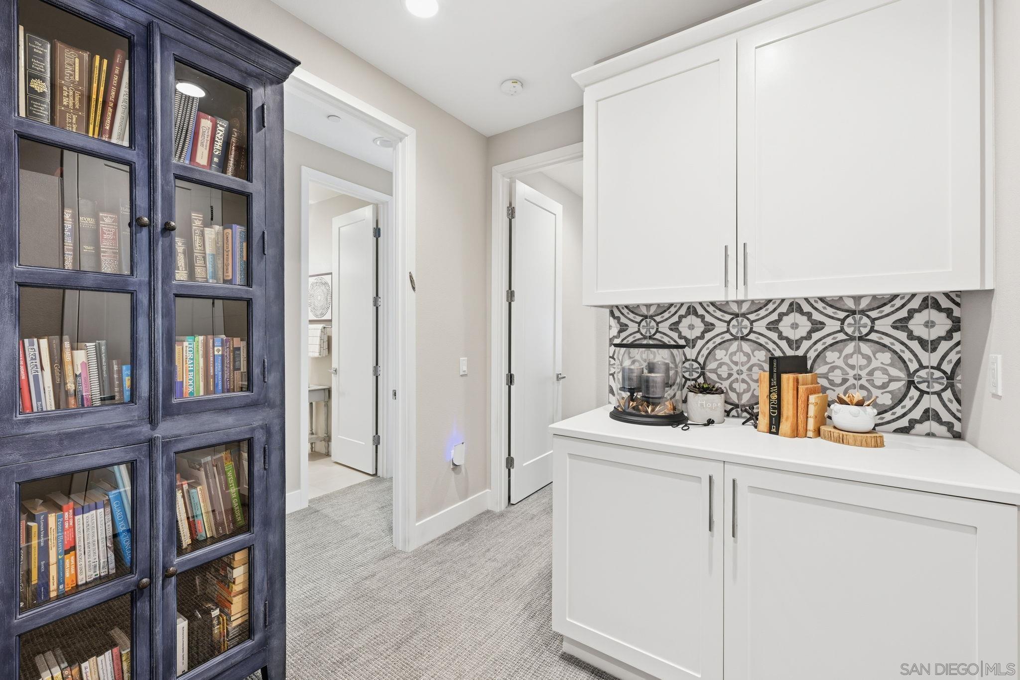 Detail Gallery Image 30 of 75 For 406  Glin Ct, Vista,  CA 92081 - 4 Beds | 3/1 Baths