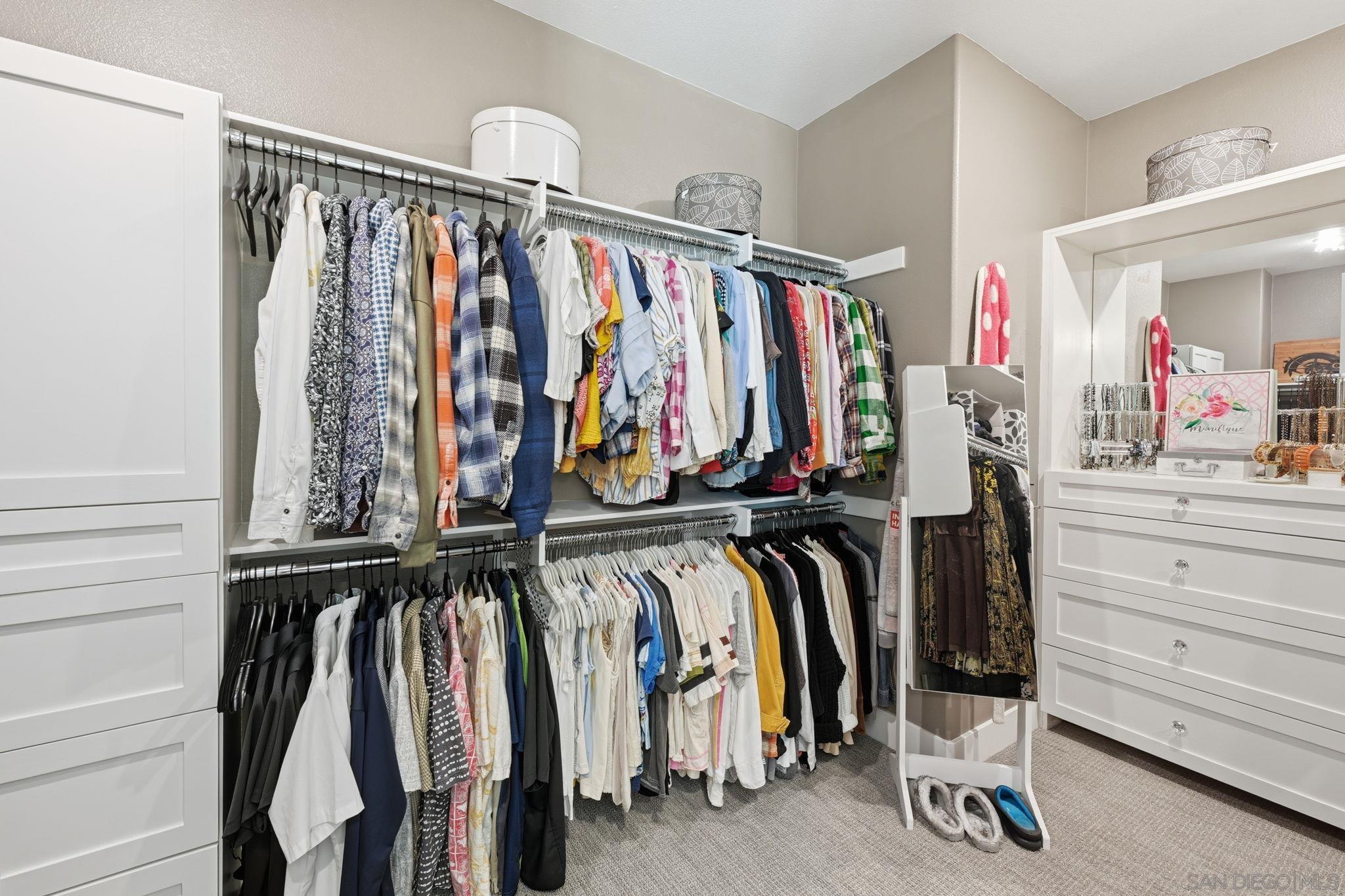 Detail Gallery Image 45 of 75 For 406  Glin Ct, Vista,  CA 92081 - 4 Beds | 3/1 Baths