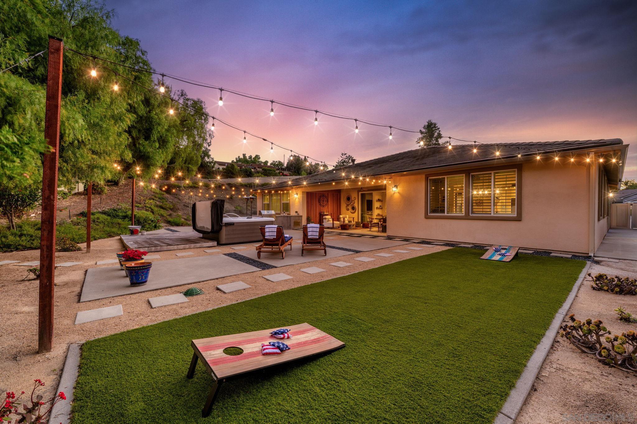 Detail Gallery Image 62 of 75 For 406  Glin Ct, Vista,  CA 92081 - 4 Beds | 3/1 Baths