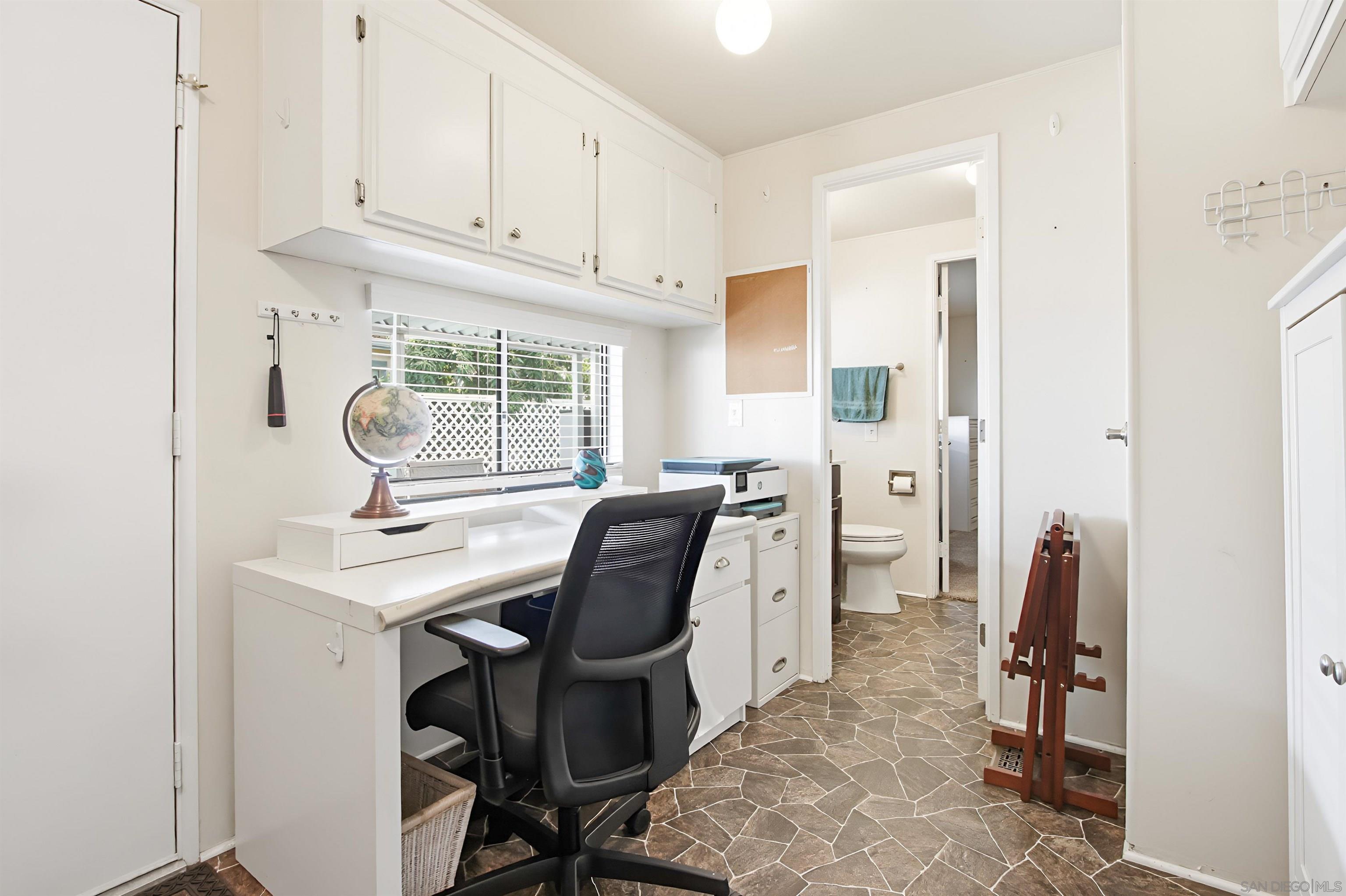 Detail Gallery Image 27 of 46 For 1723  Kiwi Gln, Escondido,  CA 92026 - 2 Beds | 2 Baths