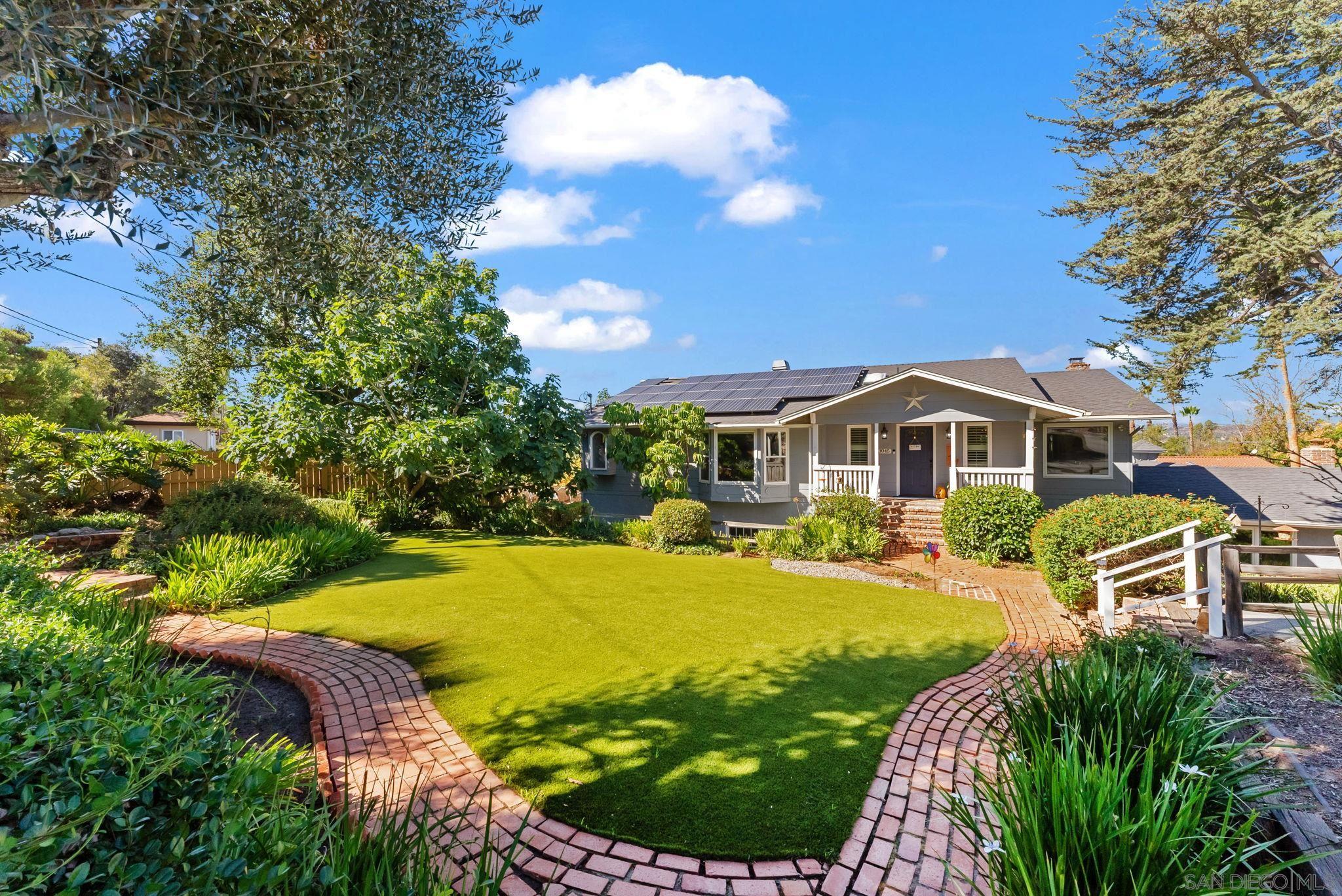 Detail Gallery Image 5 of 75 For 3045  Mary Ln, Escondido,  CA 92025 - 6 Beds | 4/1 Baths