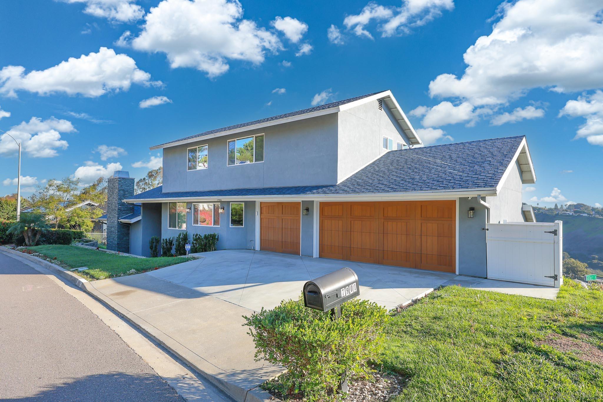 Detail Gallery Image 36 of 54 For 7901  Avenida Kirjah, La Jolla,  CA 92037 - 6 Beds | 6/1 Baths