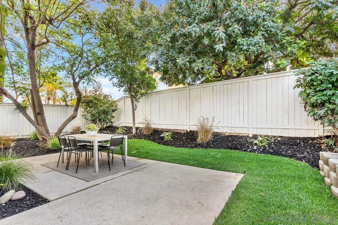 Detail Gallery Image 33 of 40 For 12169  via San Loreno, San Diego,  CA 92128 - 3 Beds | 2/1 Baths